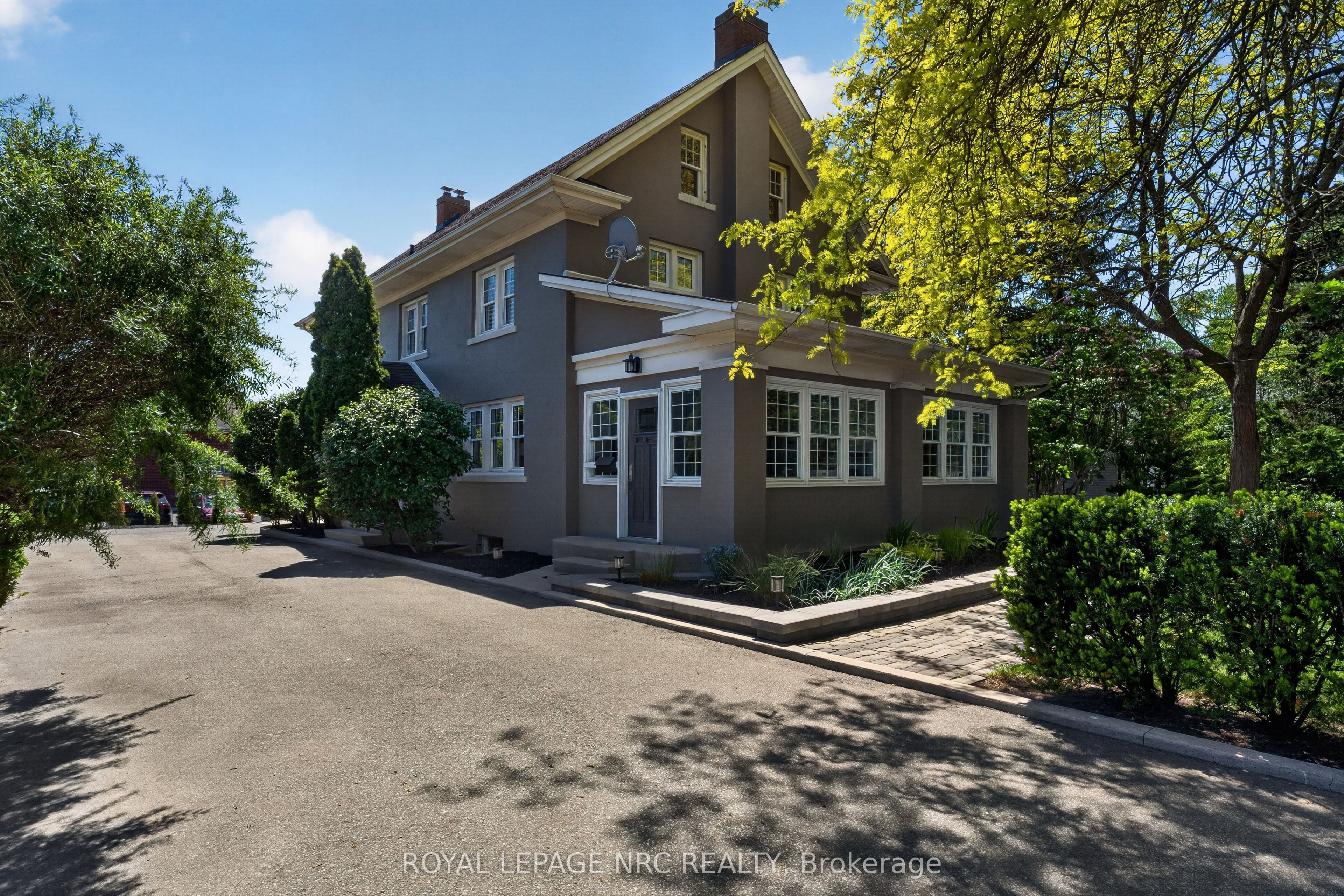 260 Main Street E, Grimsby, ON L3M 1P8 photo 5