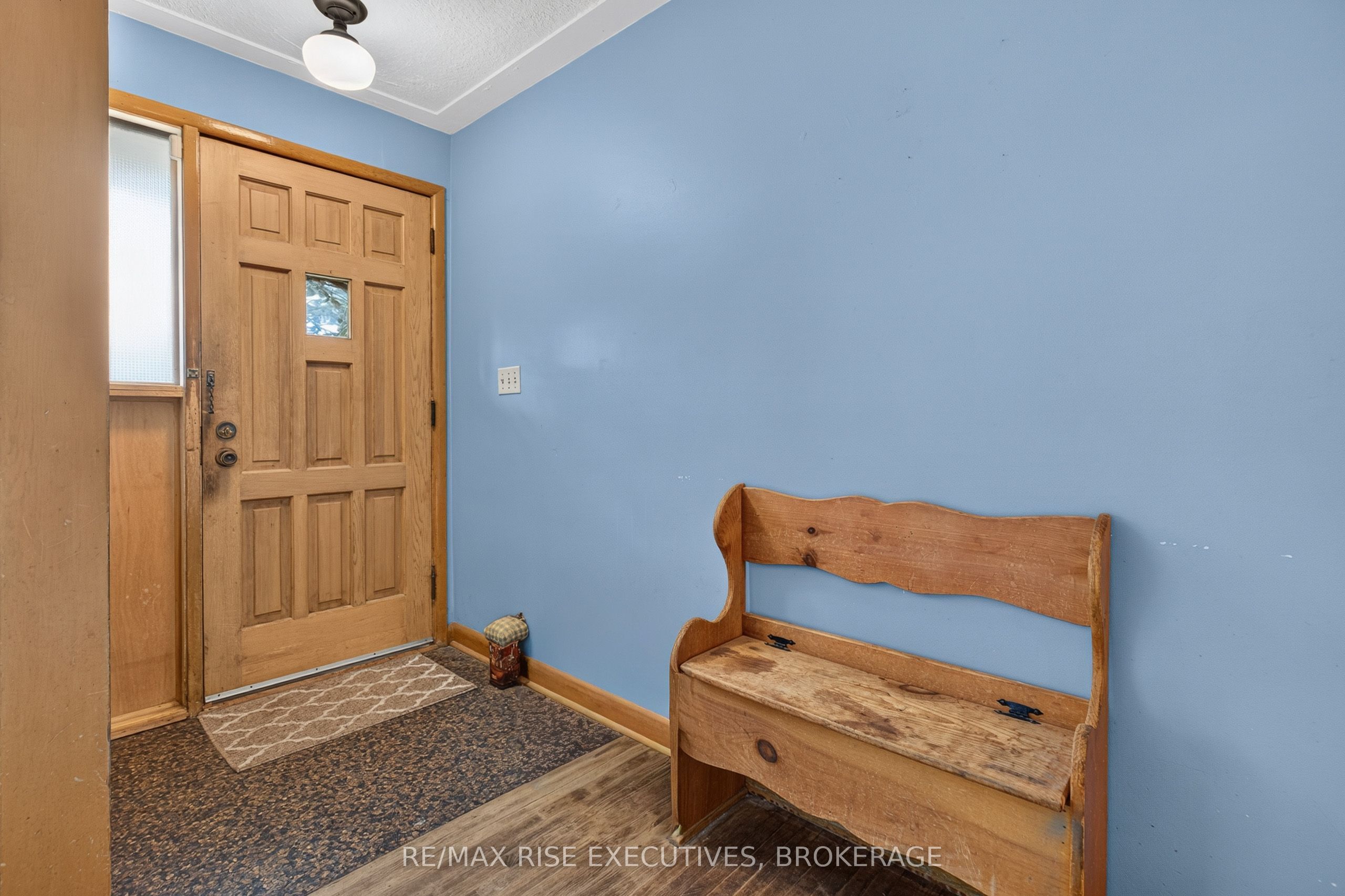 18 Dalgleish Avenue, Kingston, ON K7K 5H6 photo 4