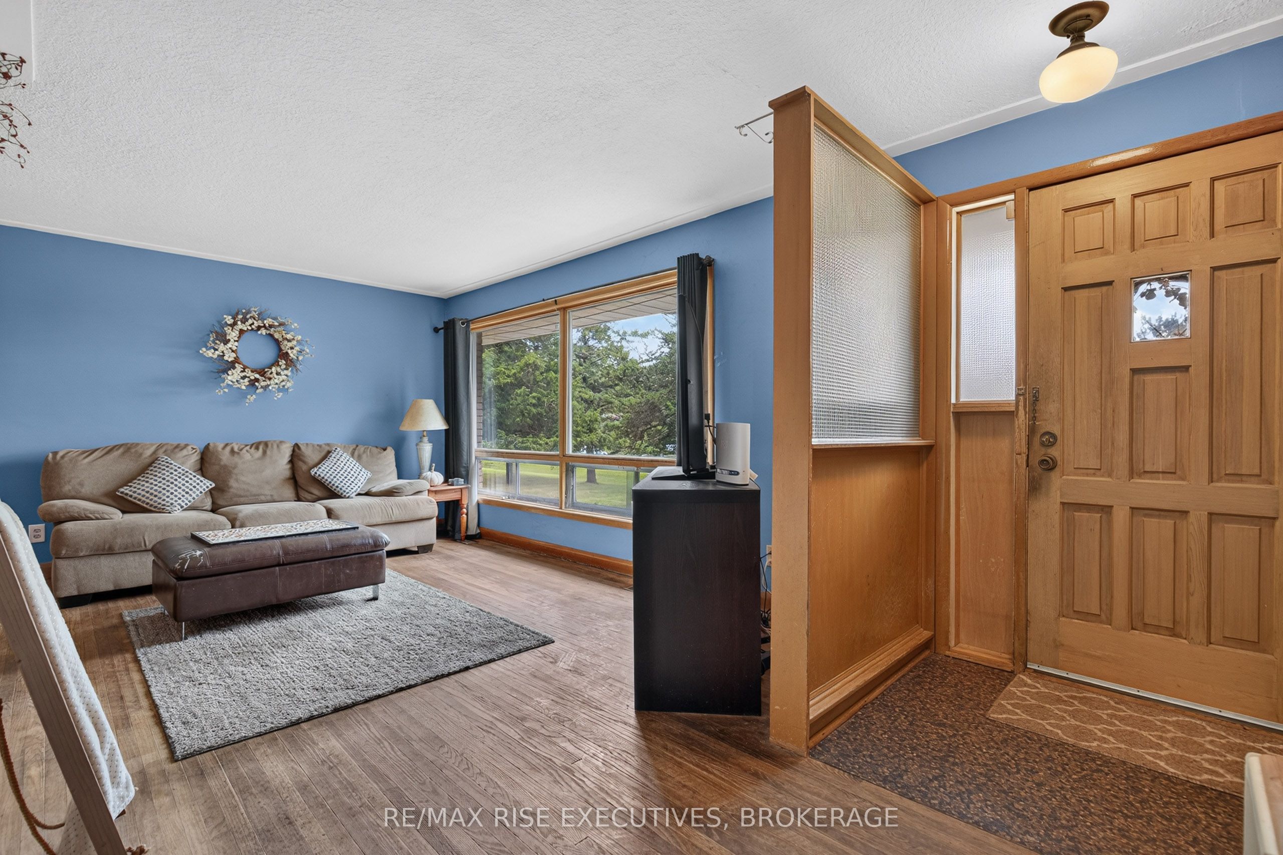 18 Dalgleish Avenue, Kingston, ON K7K 5H6 photo 5