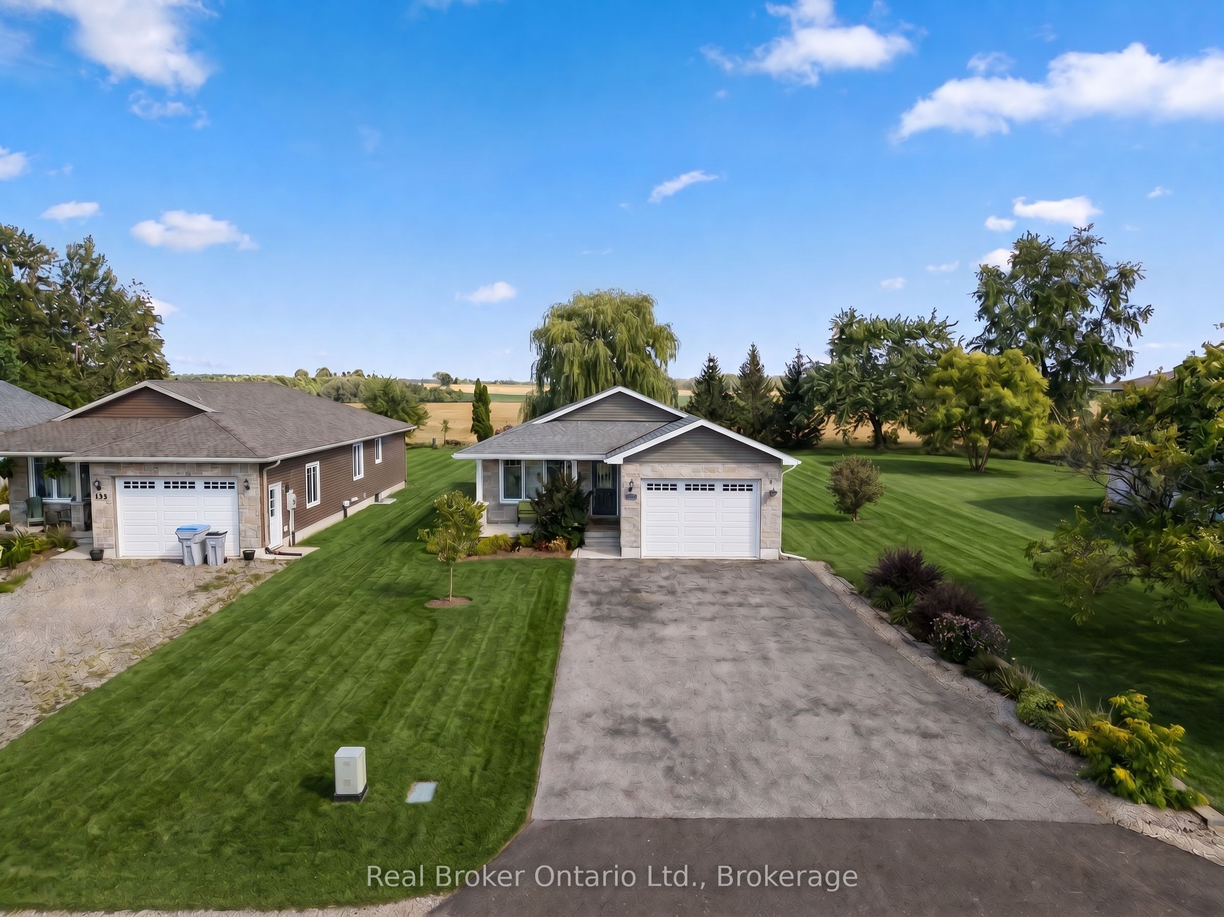 157 Clyde Street, Morris Turnberry, ON N0G 1G0 photo 2