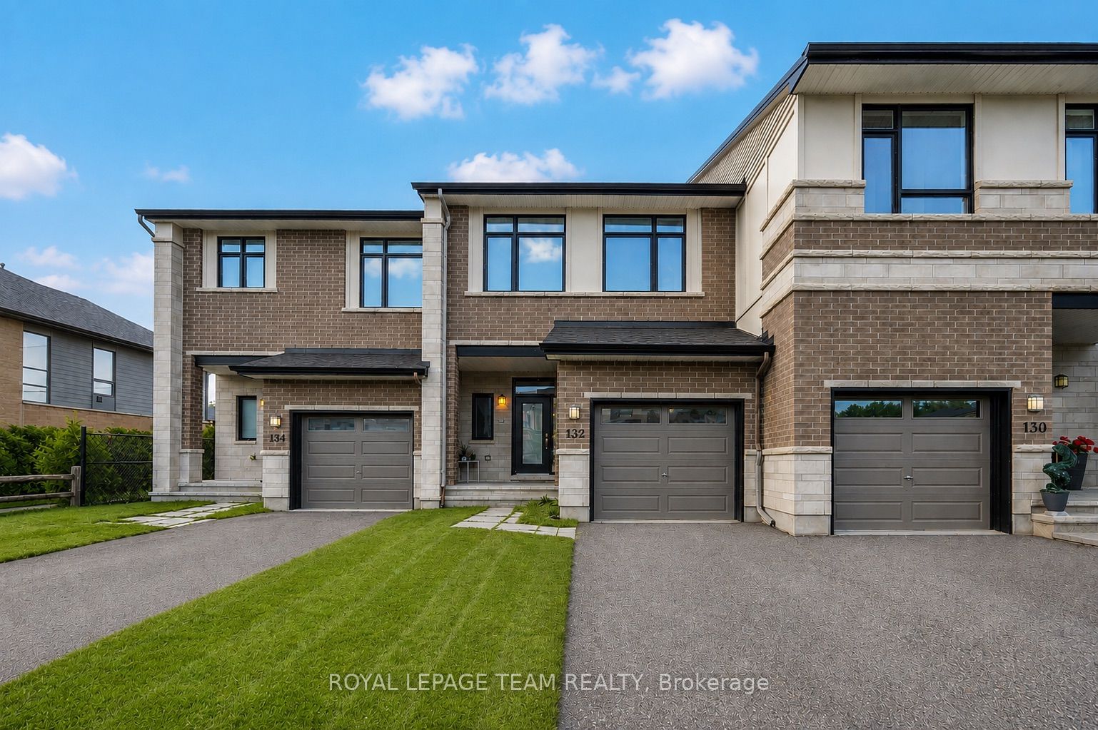 132 Larimar Circle, Blossom Park - Airport and Area, ON K1X 0B7