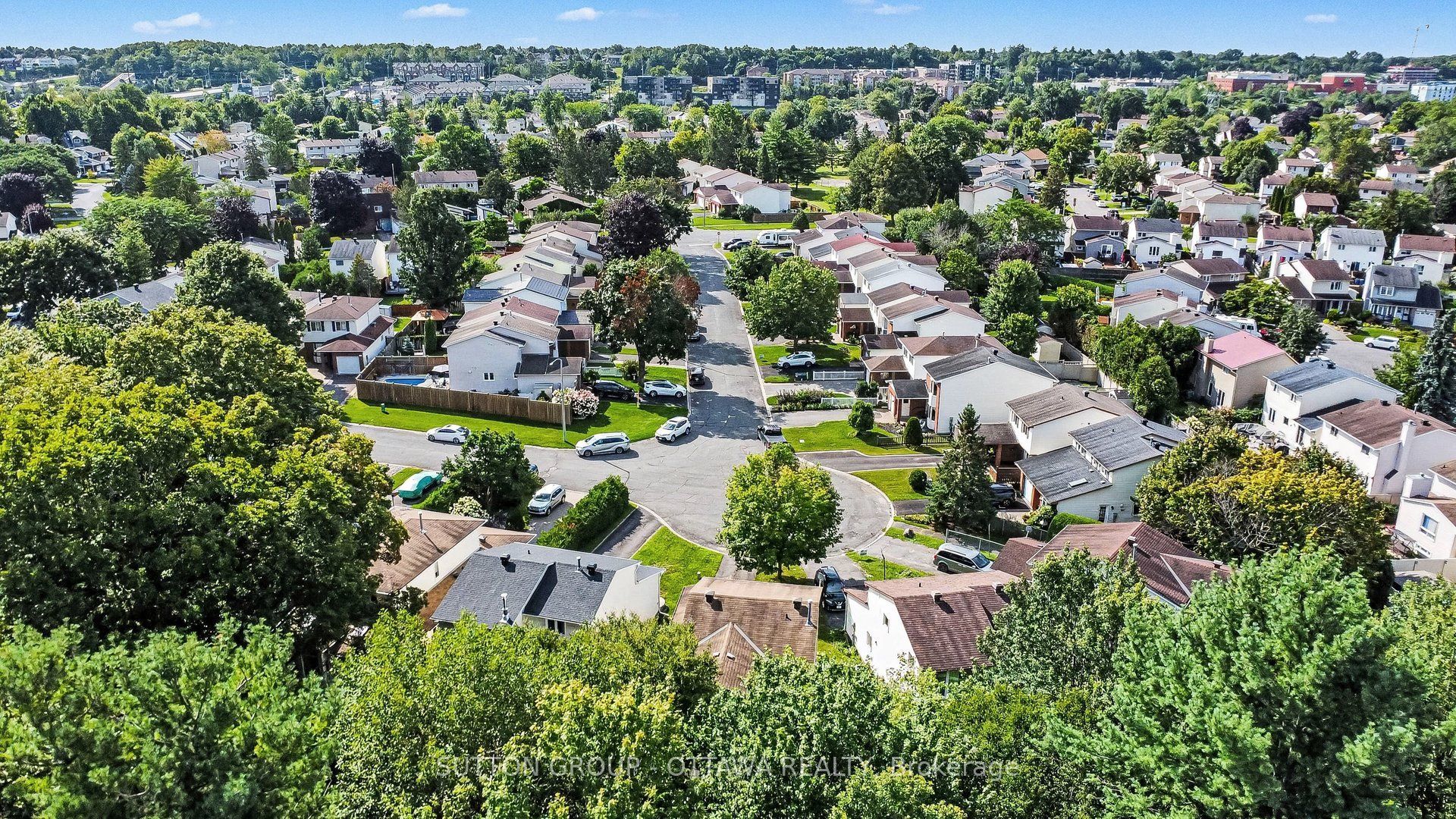 792 Harlequin Crescent, Orleans - Cumberland and Area, ON K1E 2P3 photo 3
