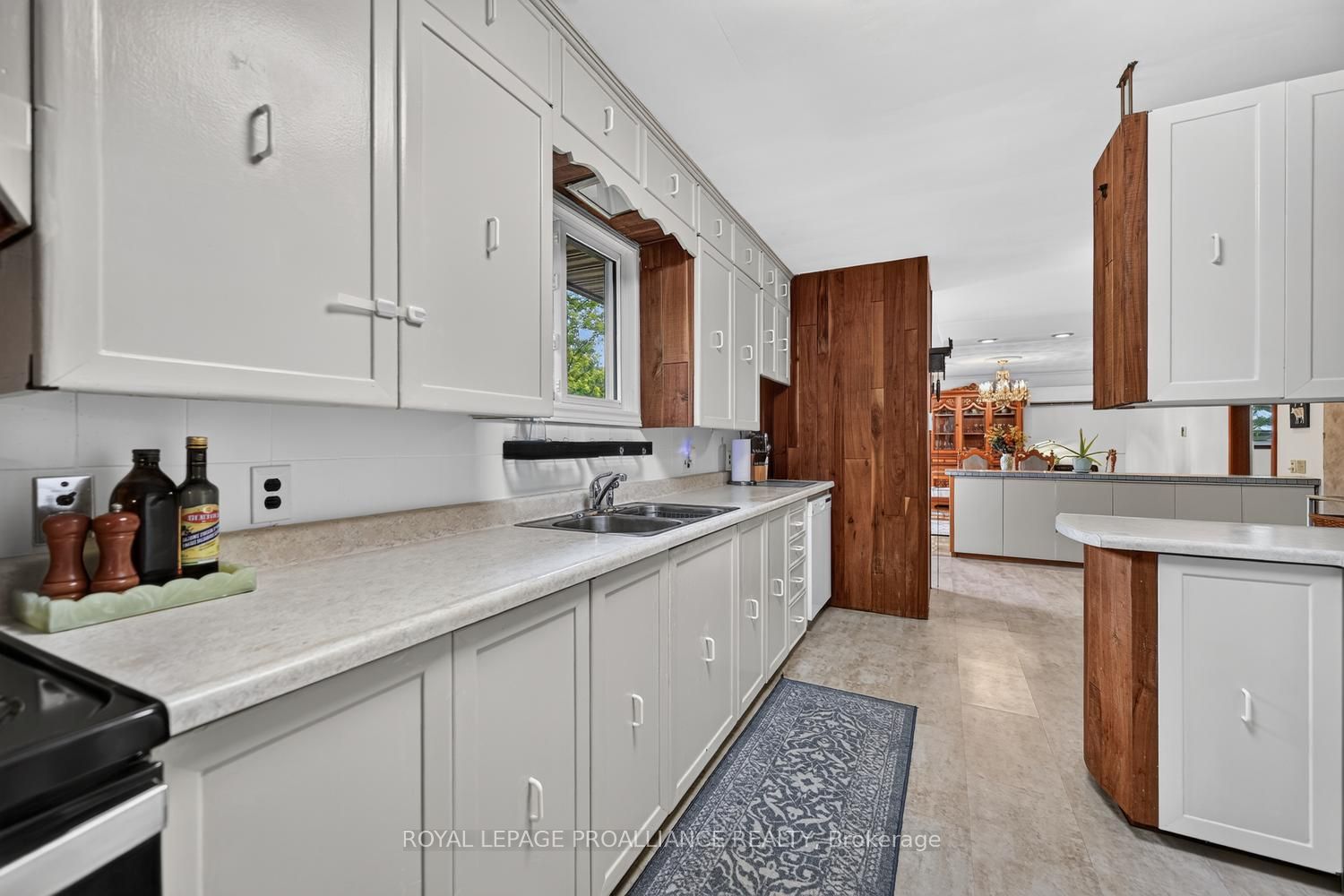 1115 Centennial Road, Brockville, ON K6V 5T4 photo 3