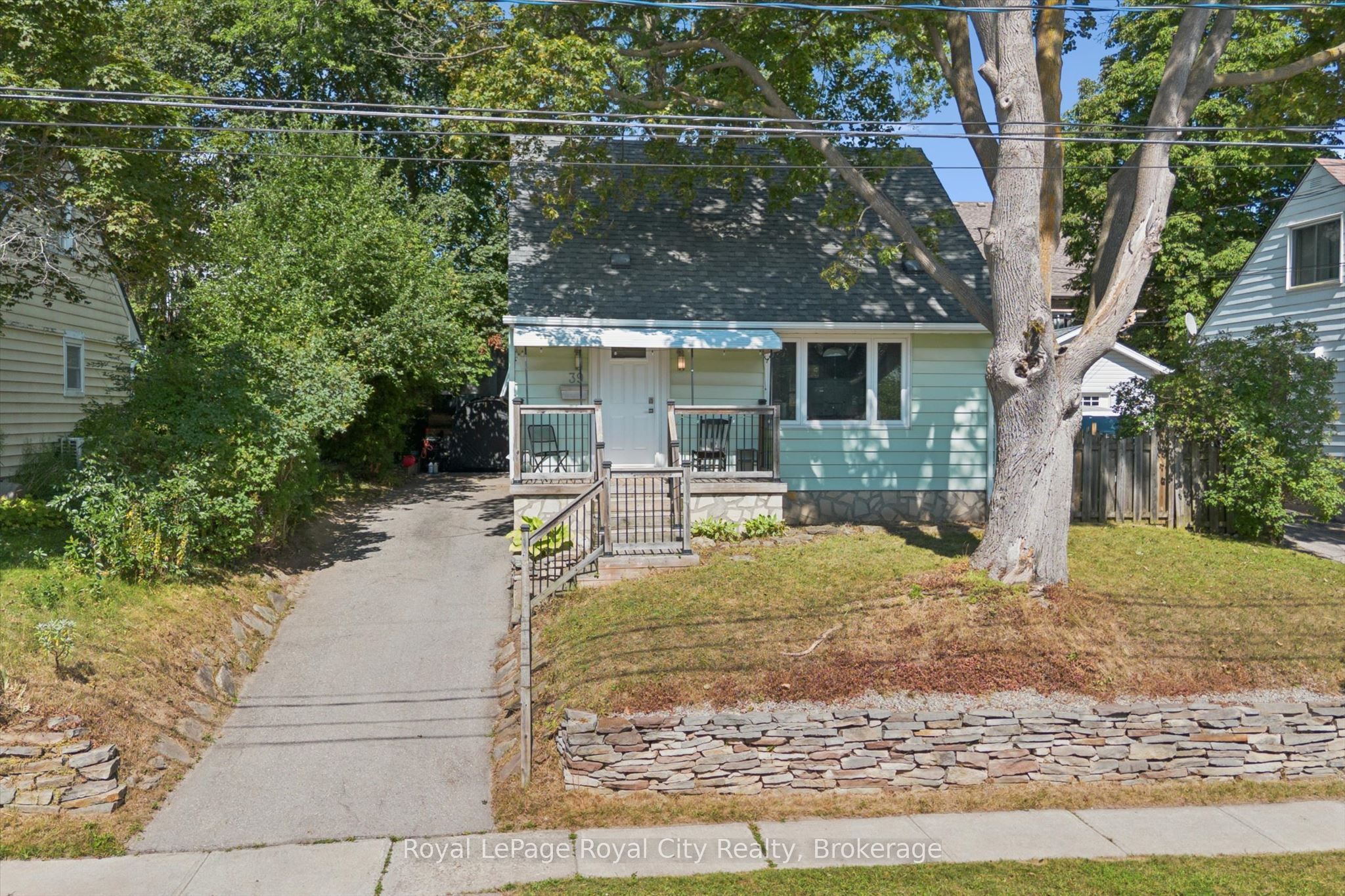 39 Ridgewood Avenue, Guelph, ON N1H 6C3 photo 2