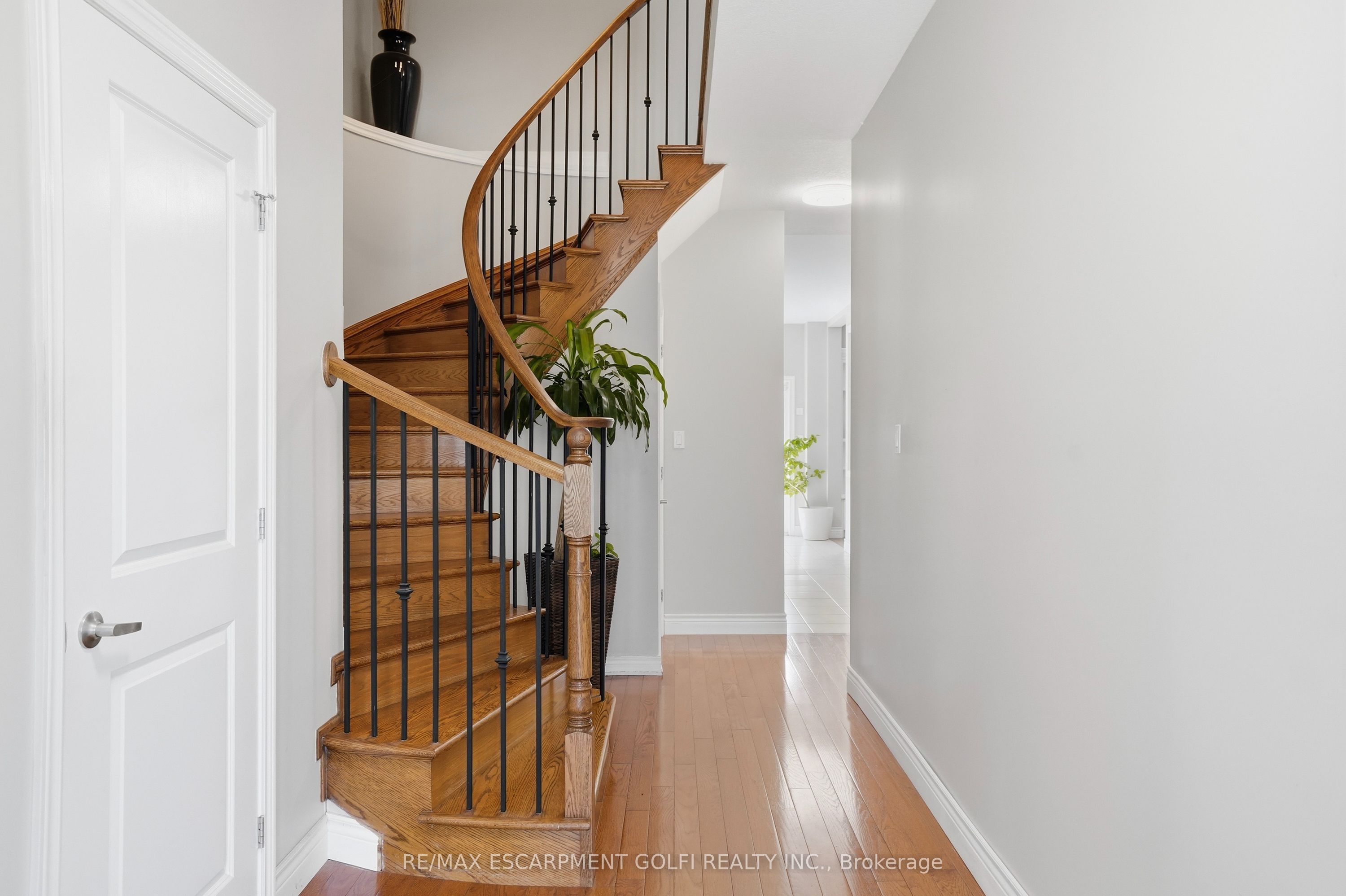 471 Old Mud Street, Hamilton, ON L8J 0C7 photo 4