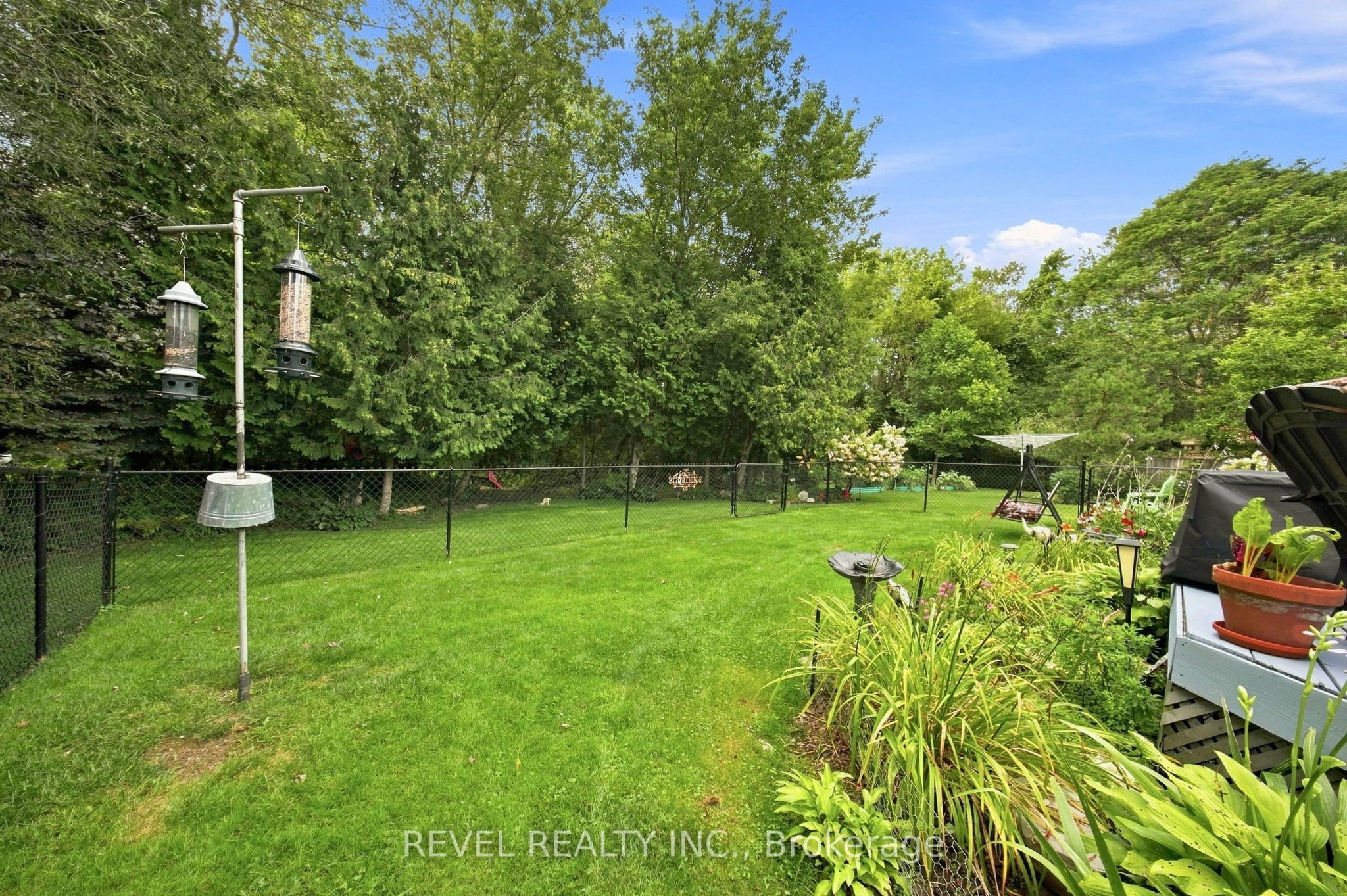445 Nickerson Drive, Cobourg, ON K9A 1A9 photo 3