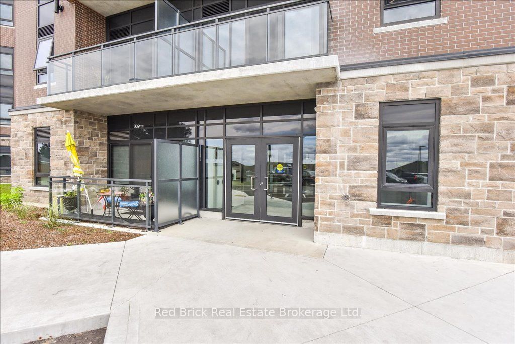 332 Gosling Gardens 403, Guelph, ON N1L 0P8 photo 5