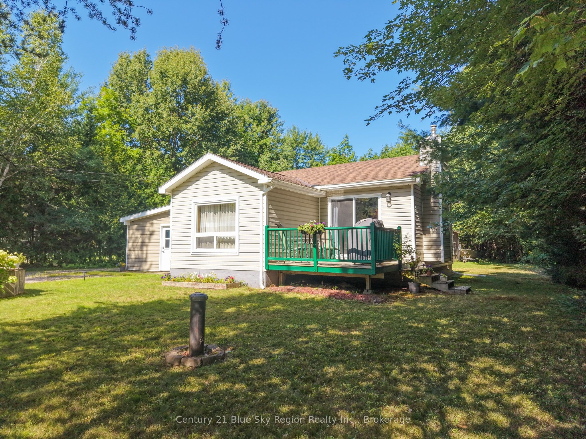 1004 Jocko Point Road, North Bay, ON P1B 8G5 photo 2