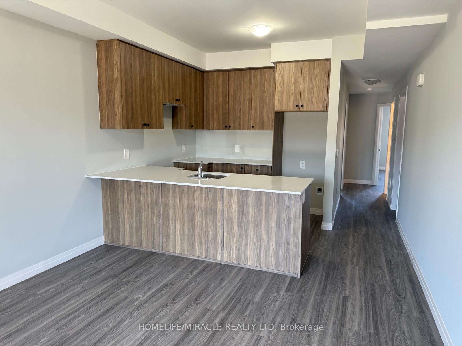 10 South Creek Drive 26, Kitchener, ON N2R 0T9 photo 4