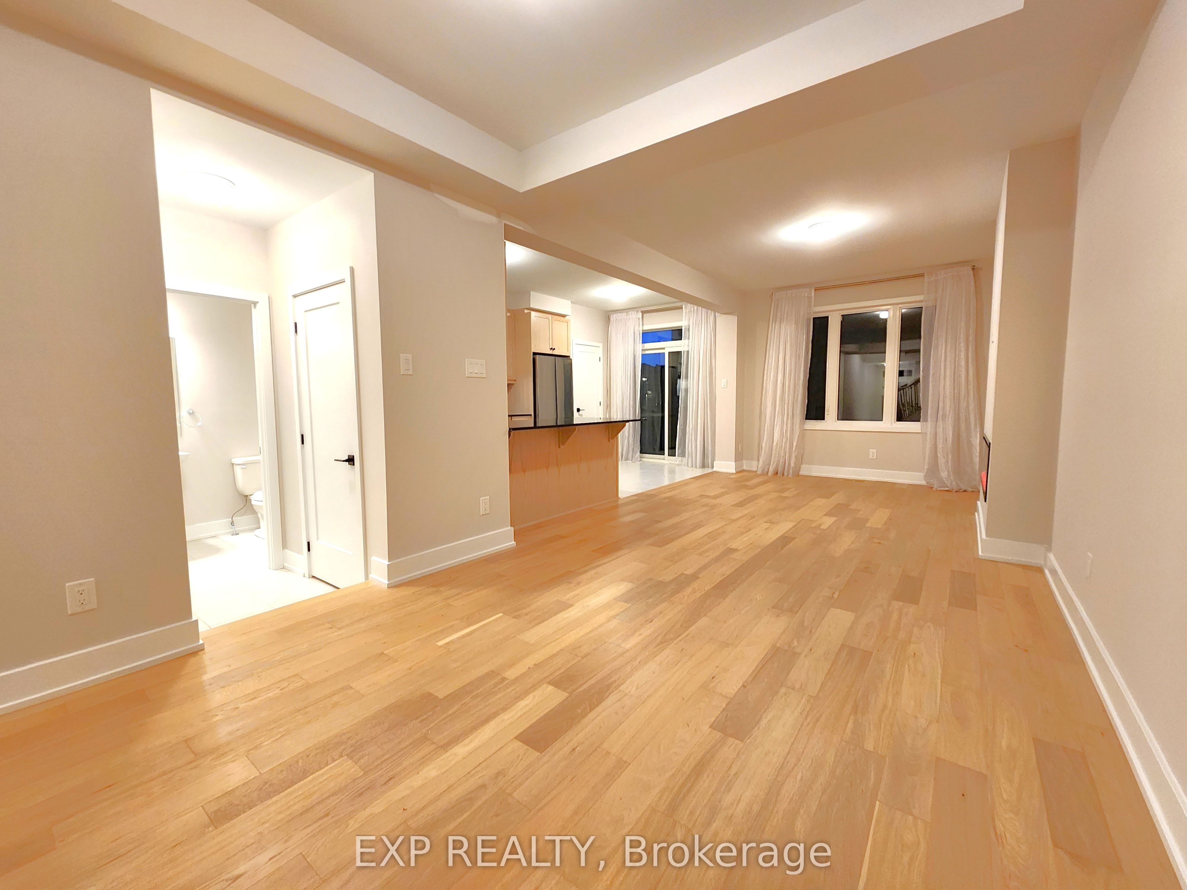 658 Fenwick Way, Barrhaven, ON K2J 7E6 photo 4