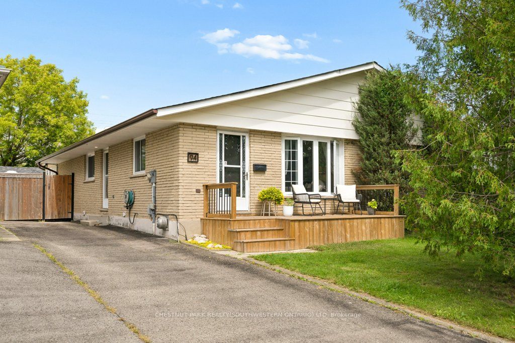 94 Monteagle Crescent, Kitchener, ON N2N 1N1