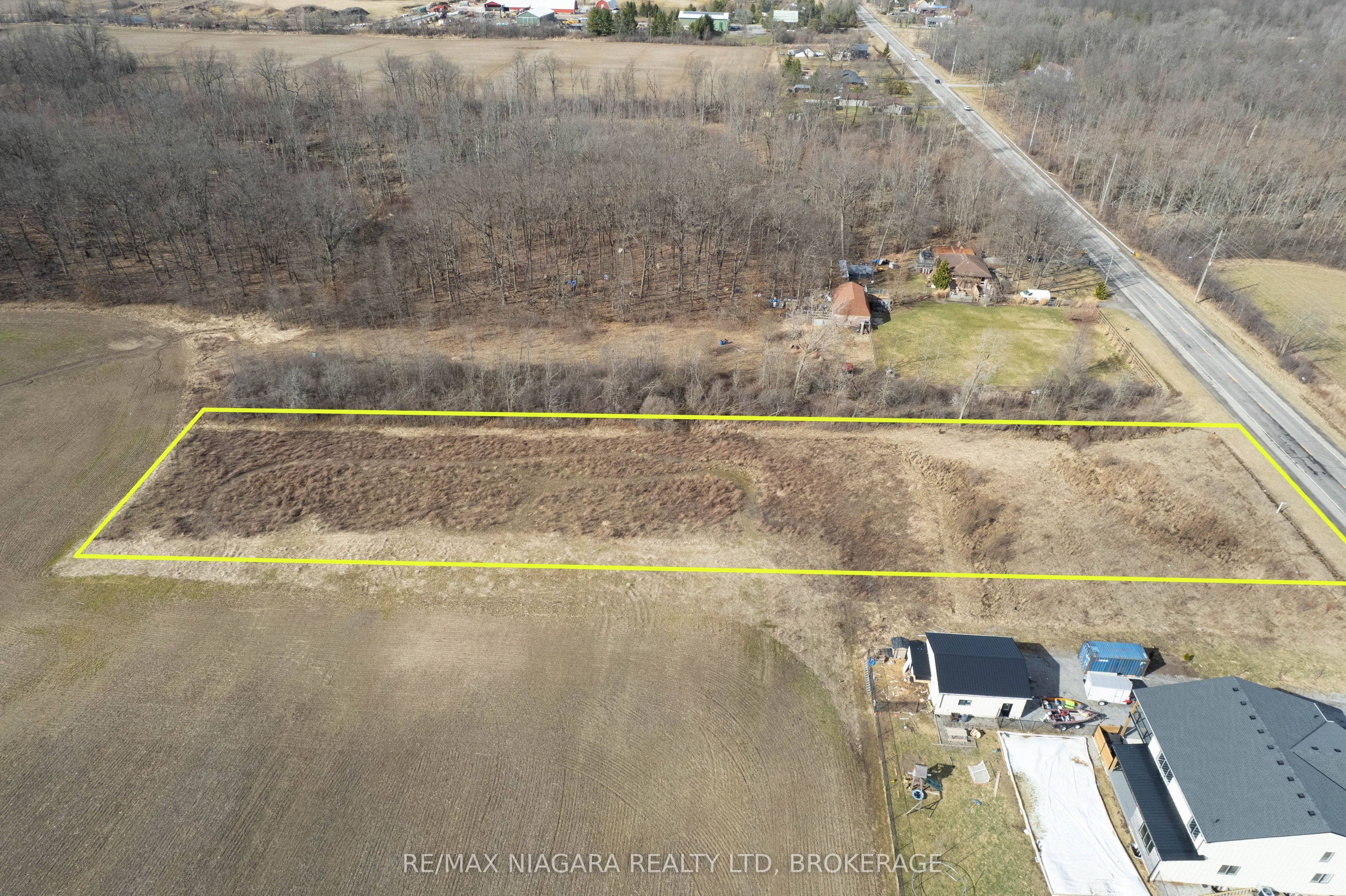 1577 Stevensville Road, Fort Erie, ON L0S 1S0 photo 4