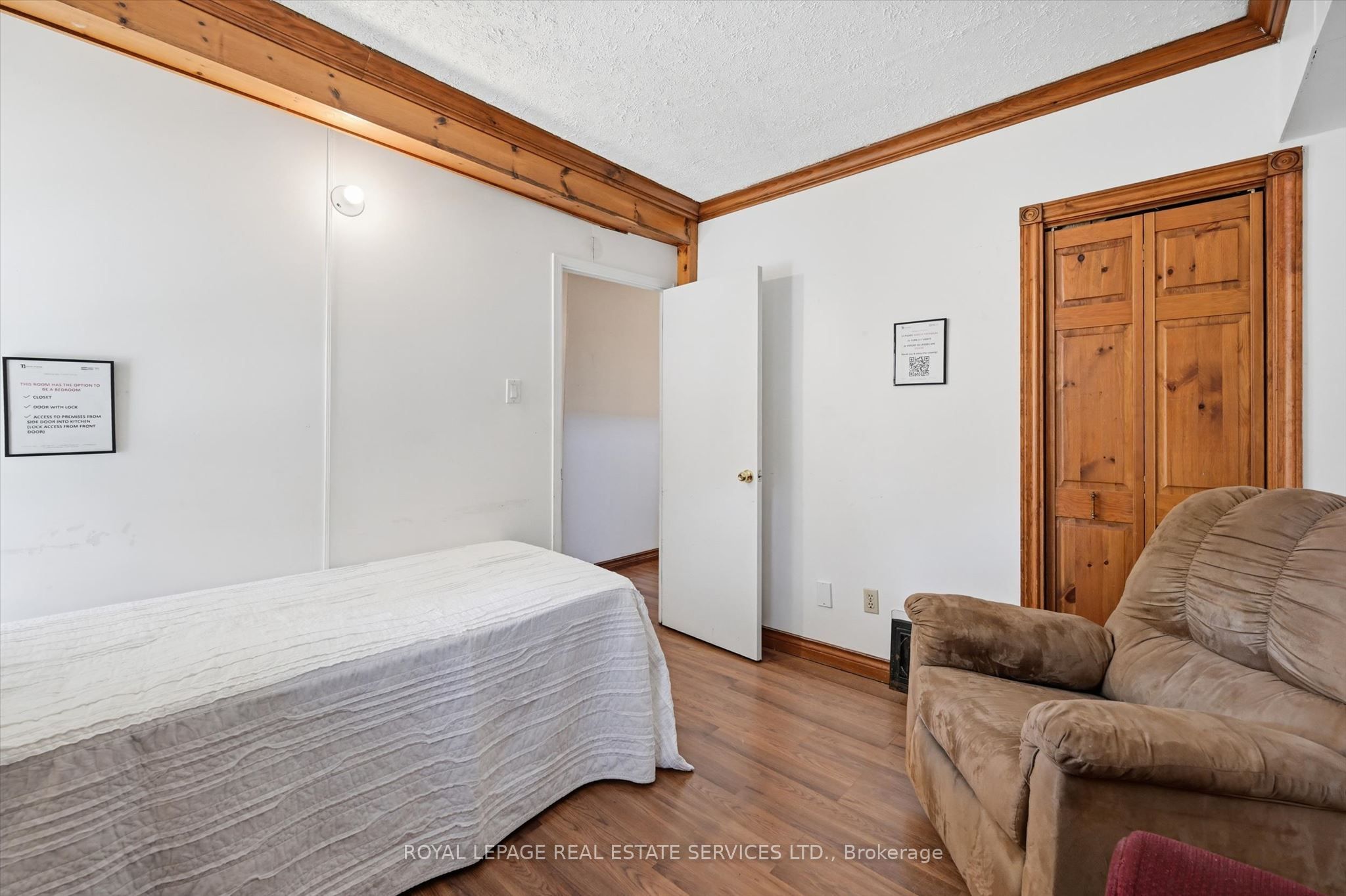 70 Ward Avenue, Hamilton, ON L8S 2E9 photo 5