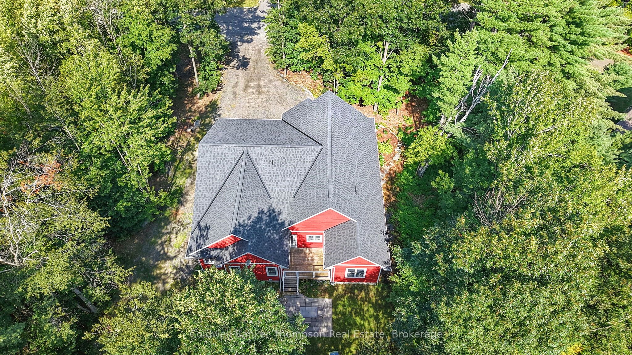1051 Xavier Street, Gravenhurst, ON P0E 1G0 photo 2