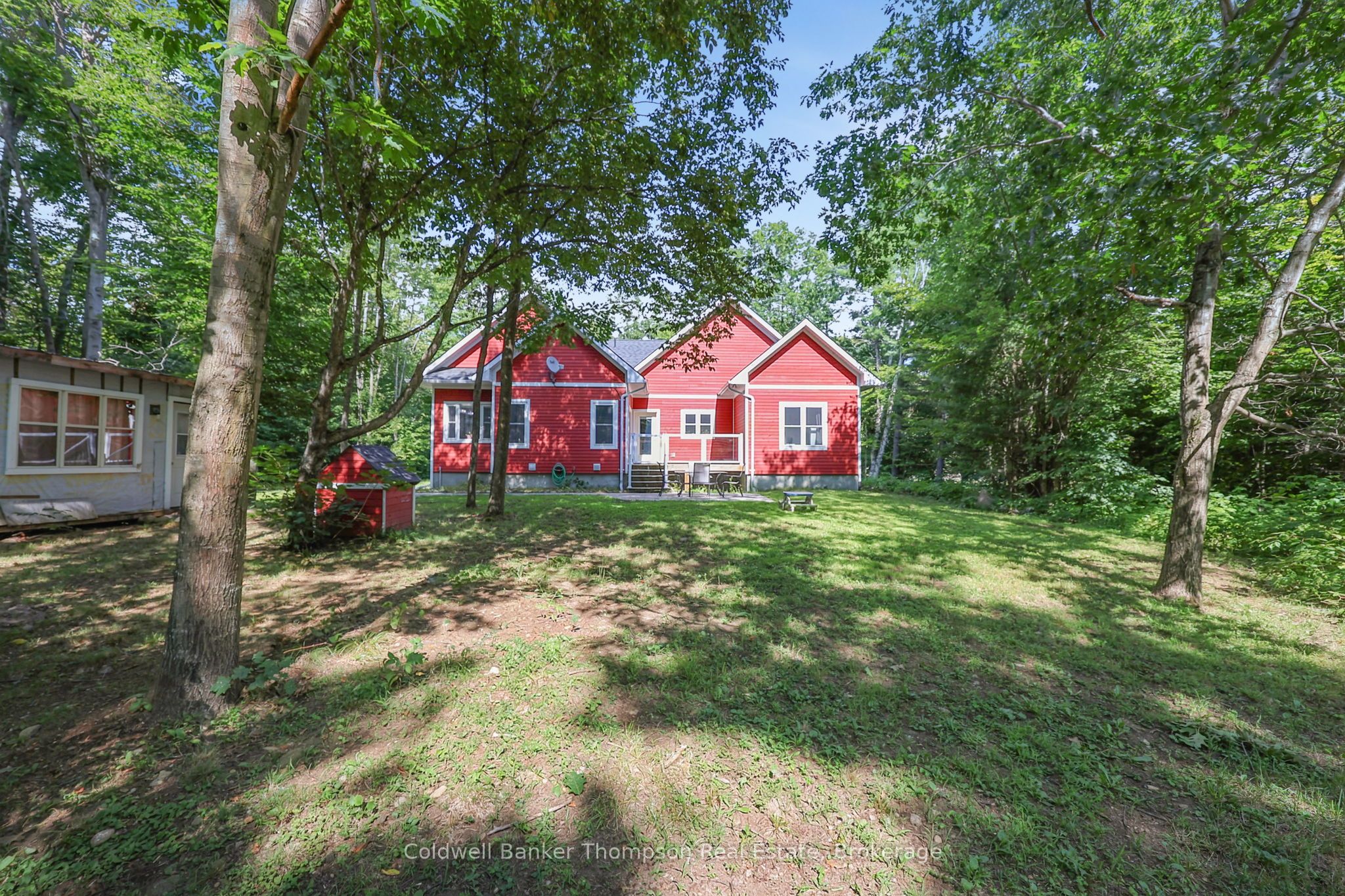 1051 Xavier Street, Gravenhurst, ON P0E 1G0 photo 3