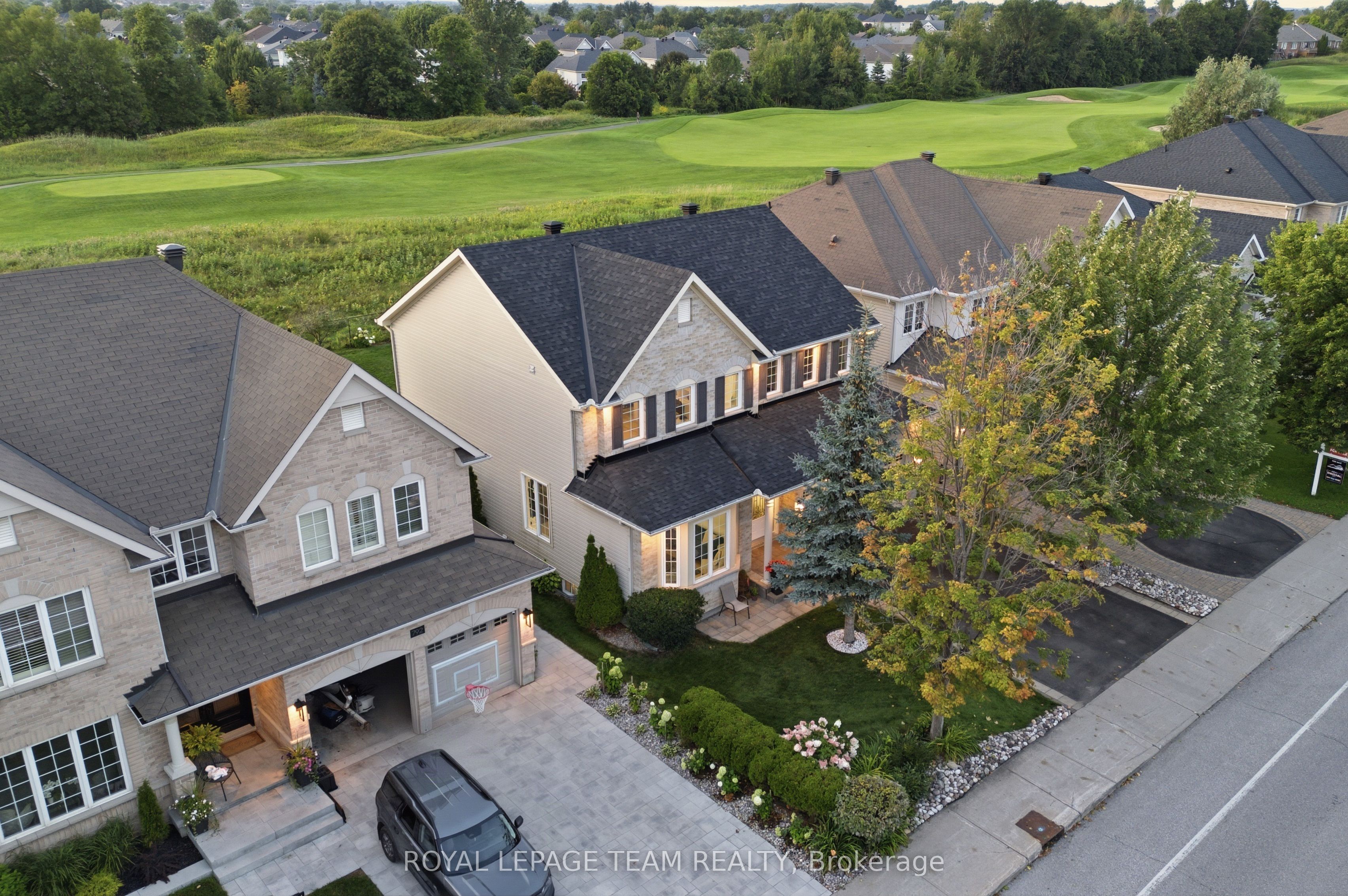 790 Kilbirnie Drive, Barrhaven, ON K2J 0M4 photo 2