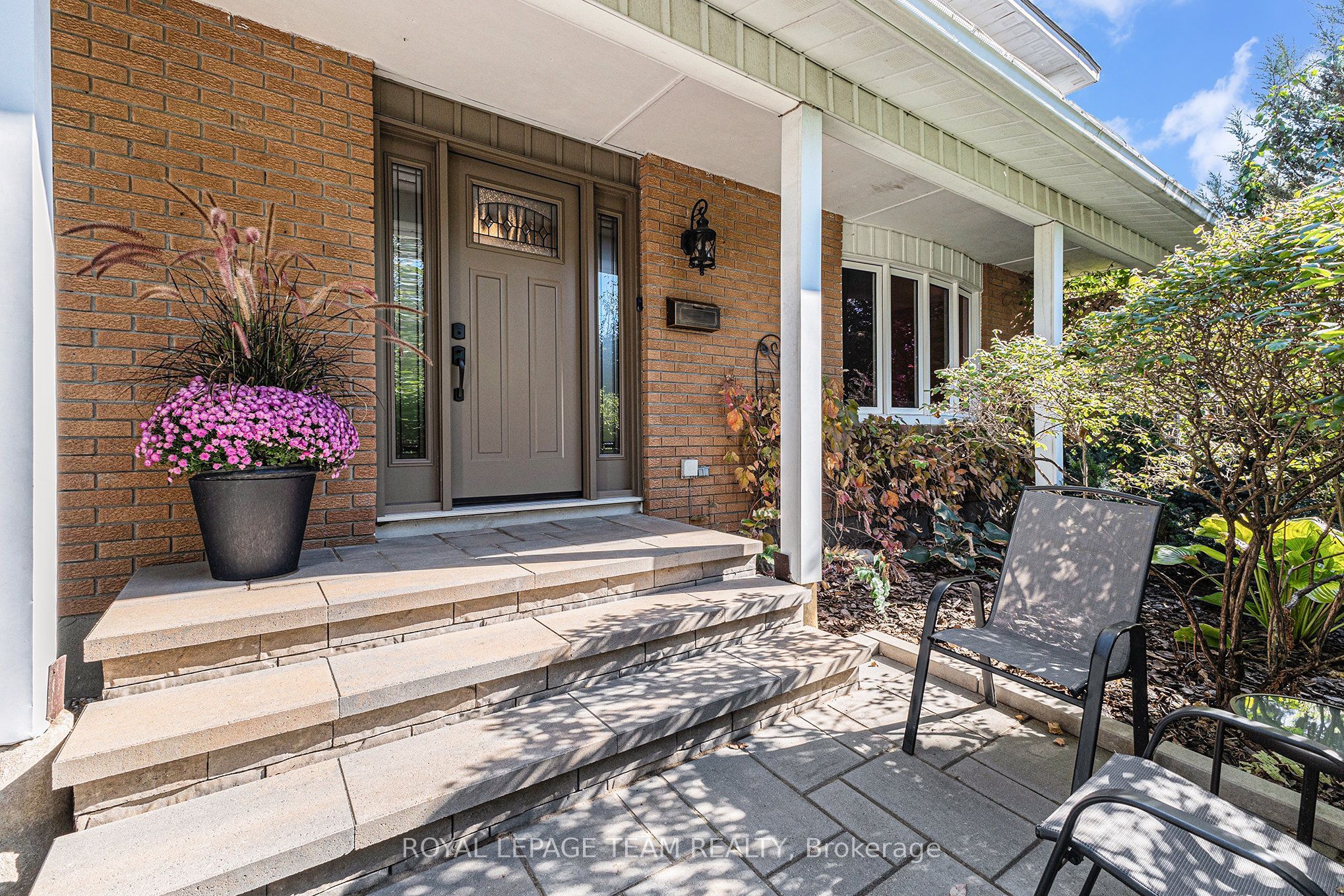 23 CHANONHOUSE Drive, Stittsville - Munster - Richmond, ON K0A 2Z0 photo 2