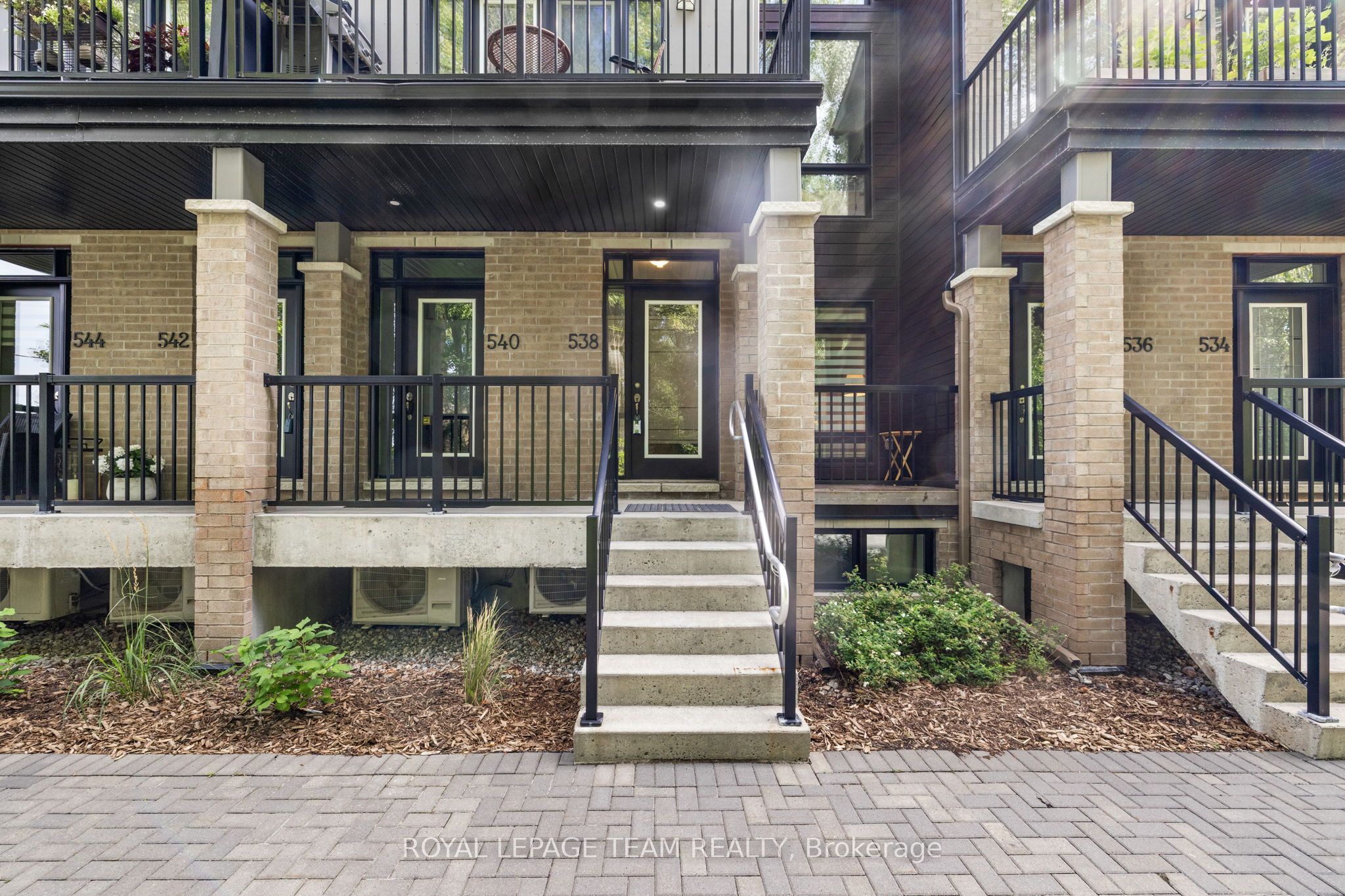 538 Crescendo Private 32, Blossom Park - Airport and Area, ON K1X 0E4 photo 2