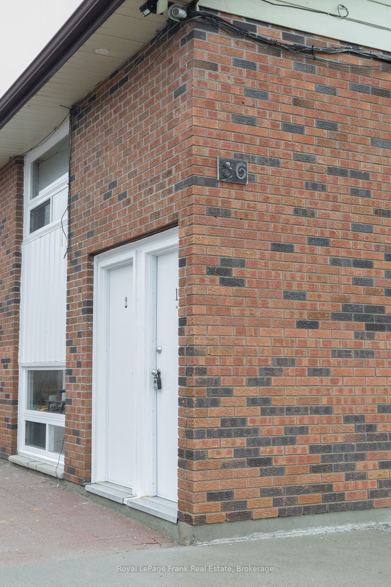 84 Mary Street W 1, Kawartha Lakes, ON K9V 5G3 photo 2