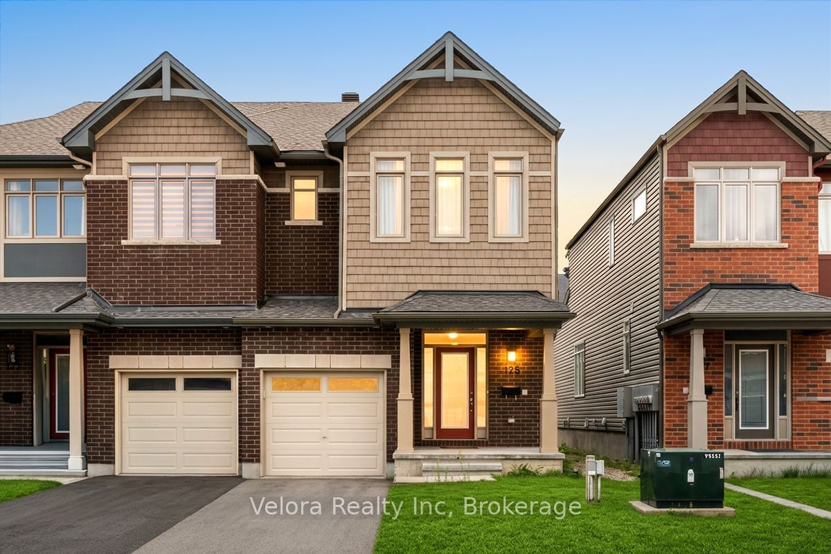125 Overberg Way, Kanata, ON K2S 0V9