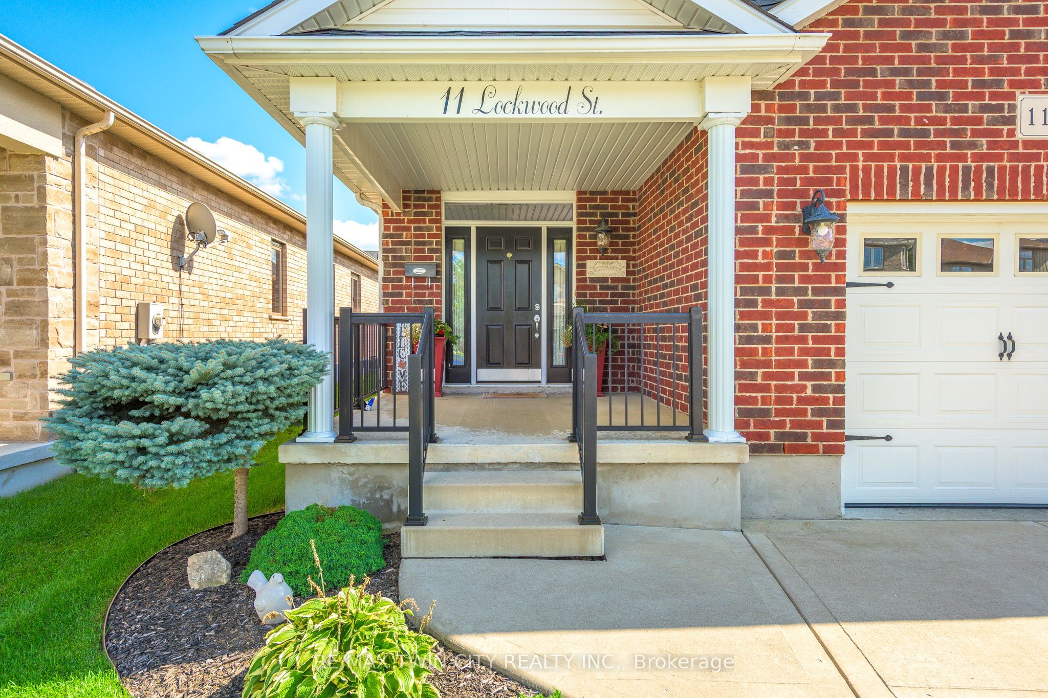 11 Lockwood Street, Cambridge, ON N1P 0A5 photo 3