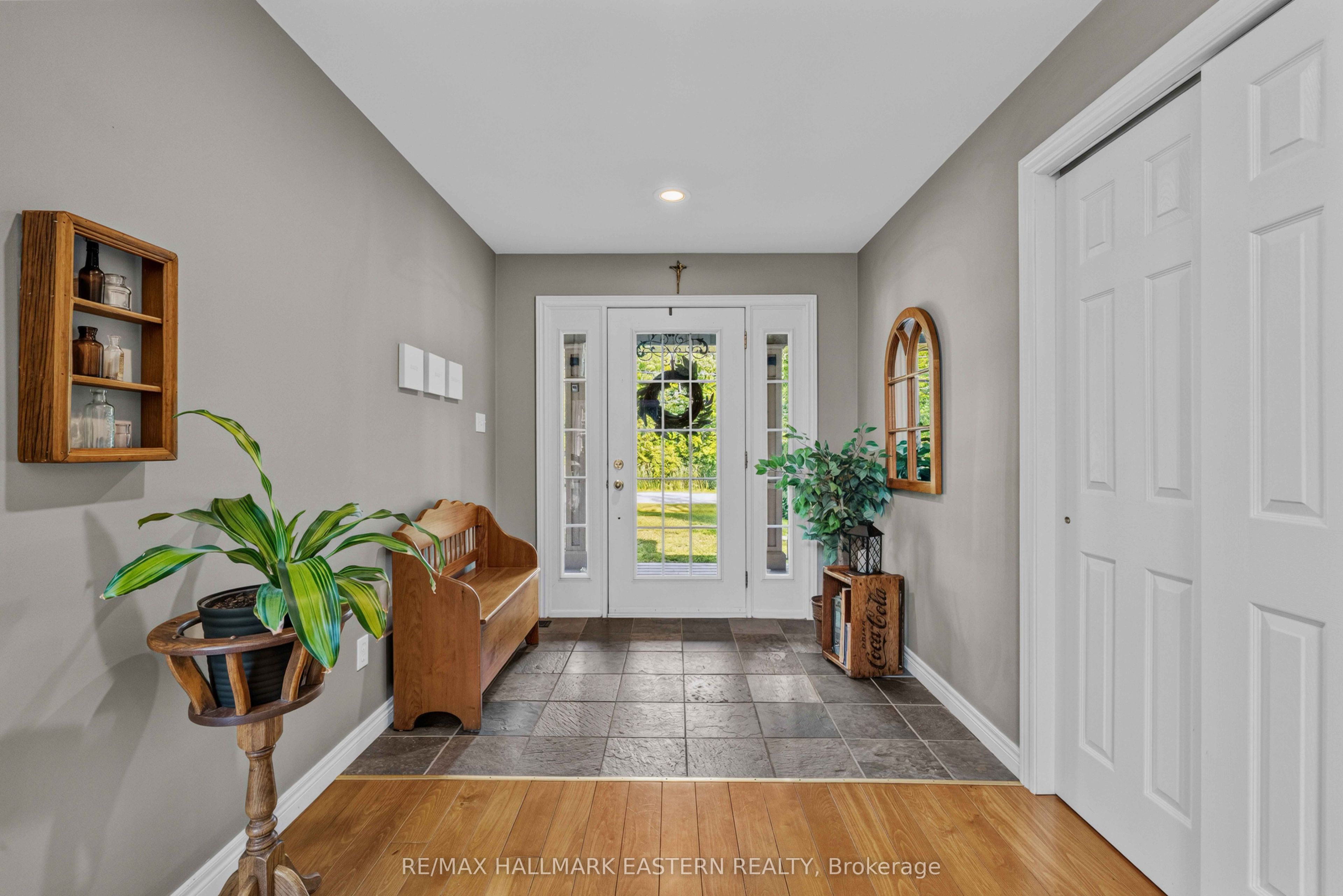 298 McClennan Drive, Selwyn, ON K0L 1T0 photo 4