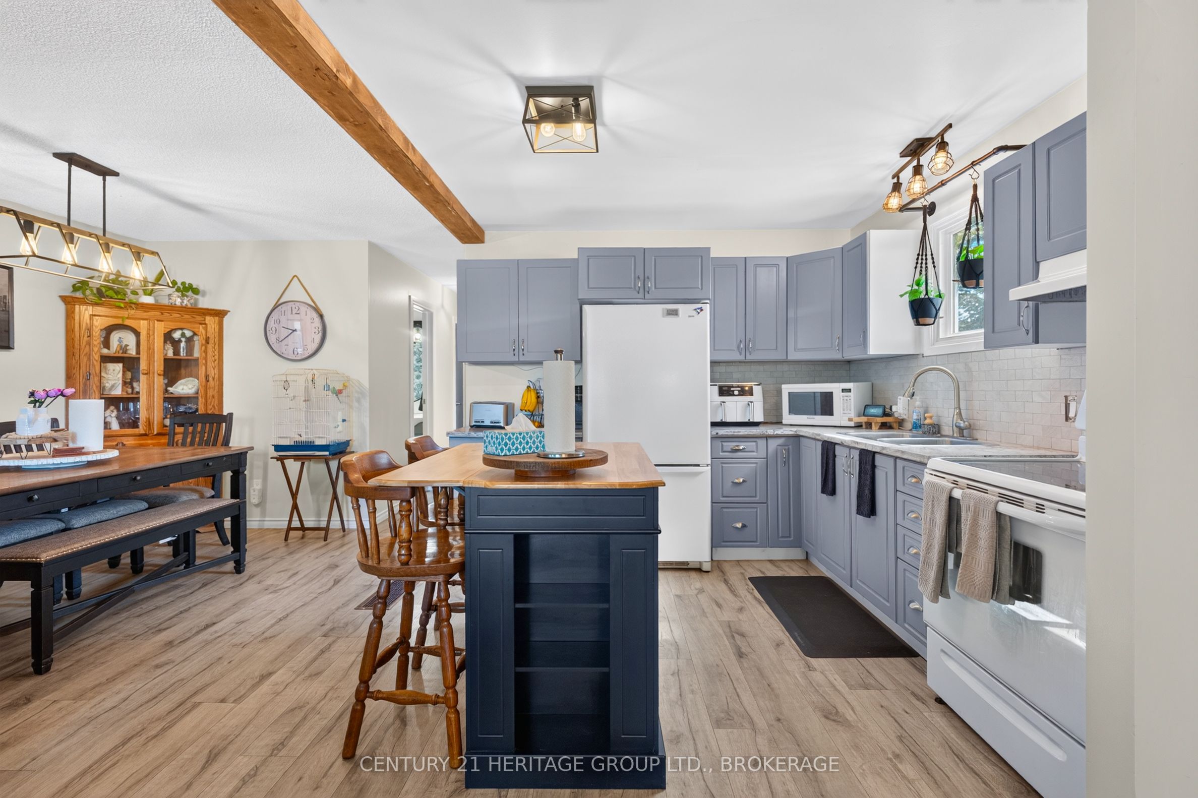 134 Purdy Road, Loyalist, ON K0H 1G0 photo 5