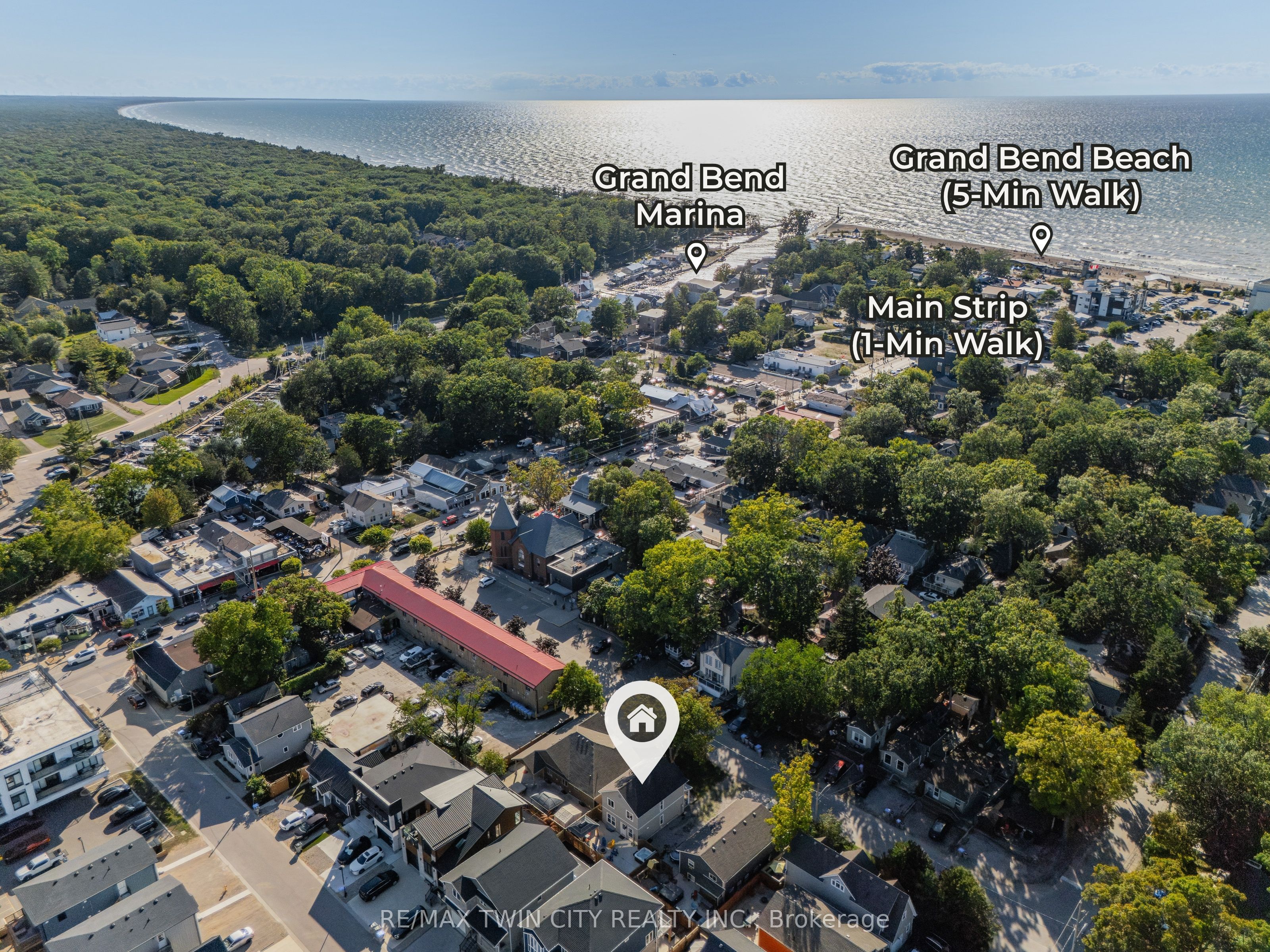10 Queens Avenue, Lambton Shores, ON N0M 1T0 photo 3
