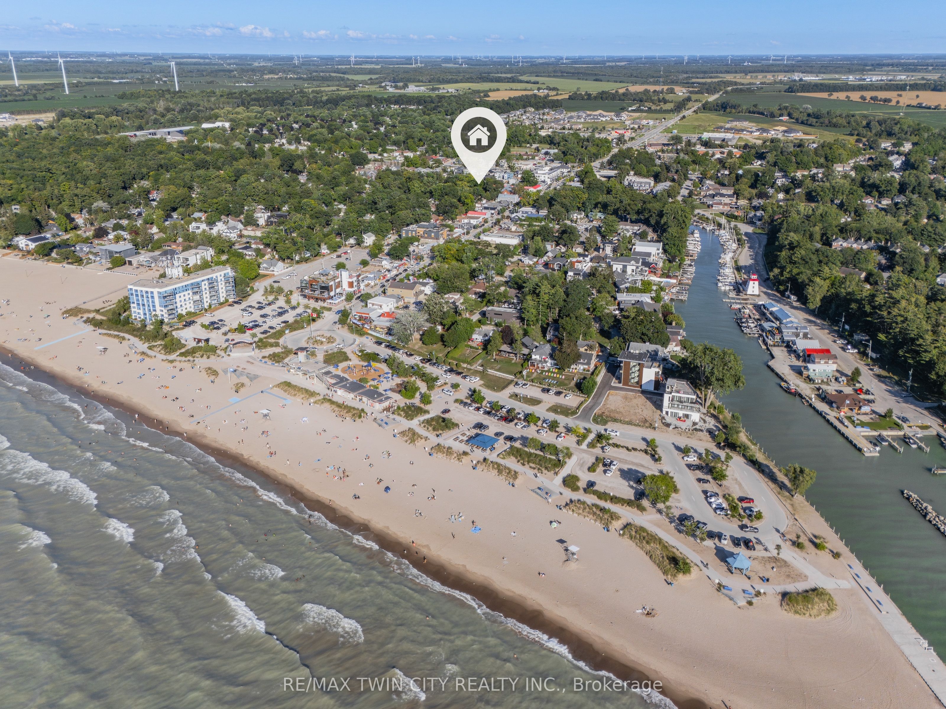 10 Queens Avenue, Lambton Shores, ON N0M 1T0 photo 4