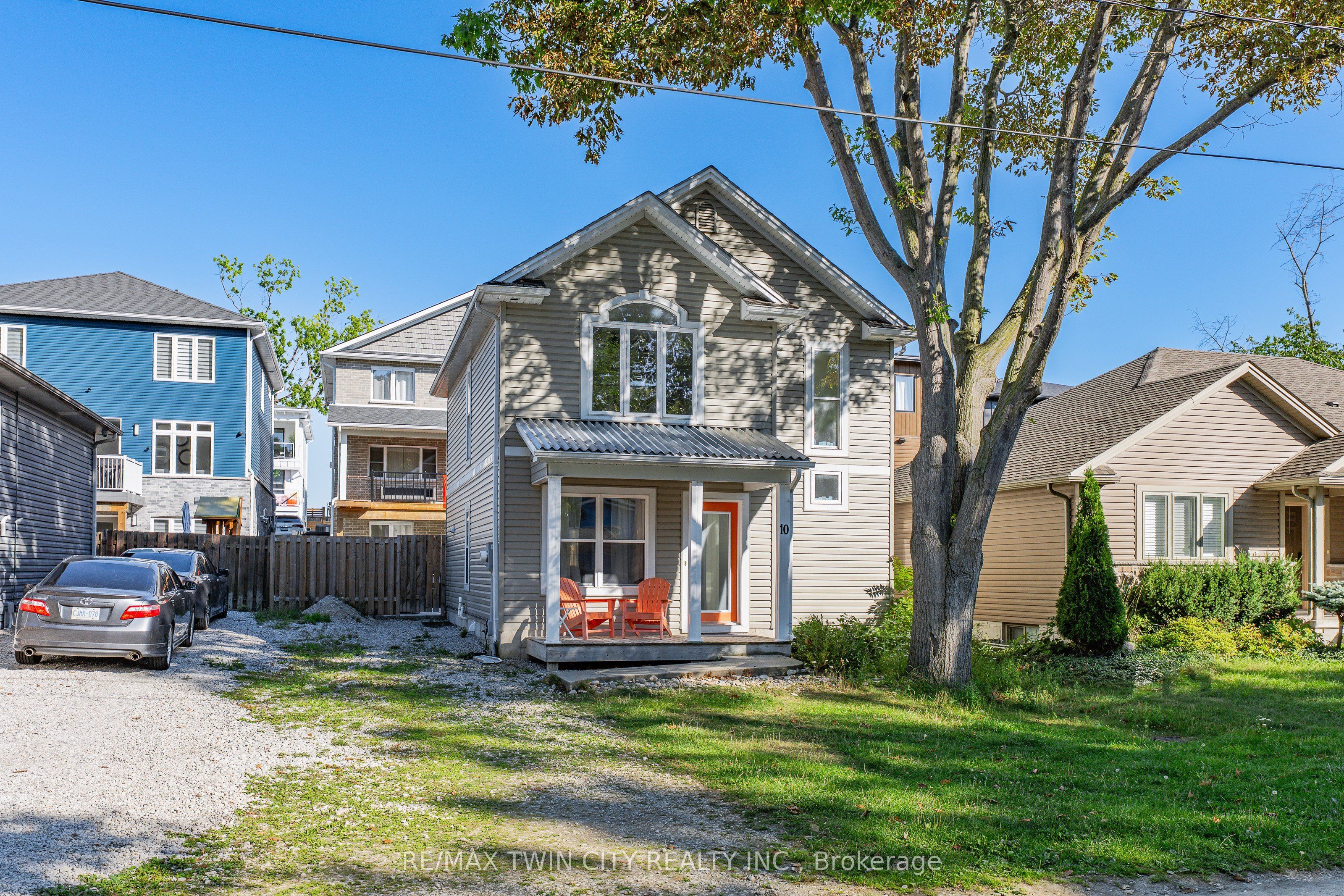 10 Queens Avenue, Lambton Shores, ON N0M 1T0 photo 5