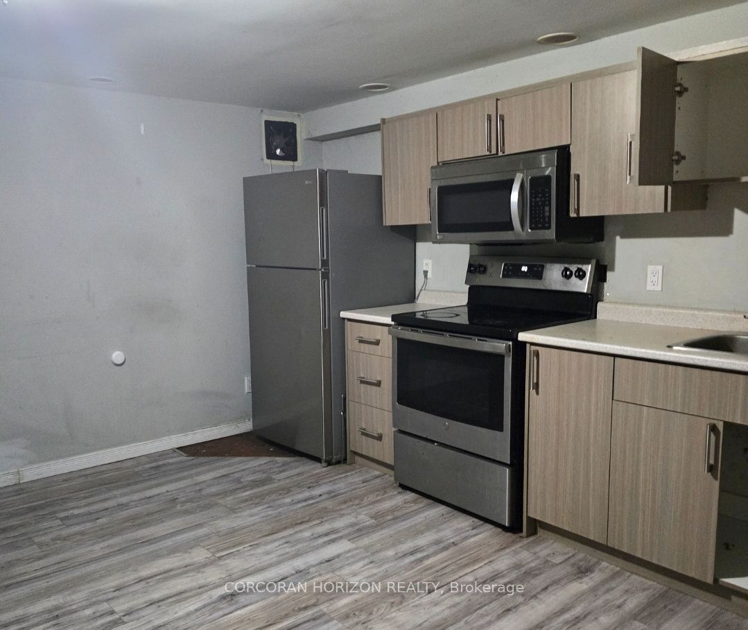 1600 Culver Drive 20, London East, ON N5V 3H5 photo 2