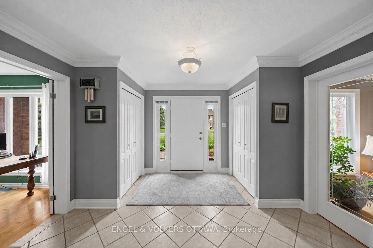 1088 Bravar Drive, Manotick - Kars - Rideau Twp and Area, ON K4M 1G3 photo 5