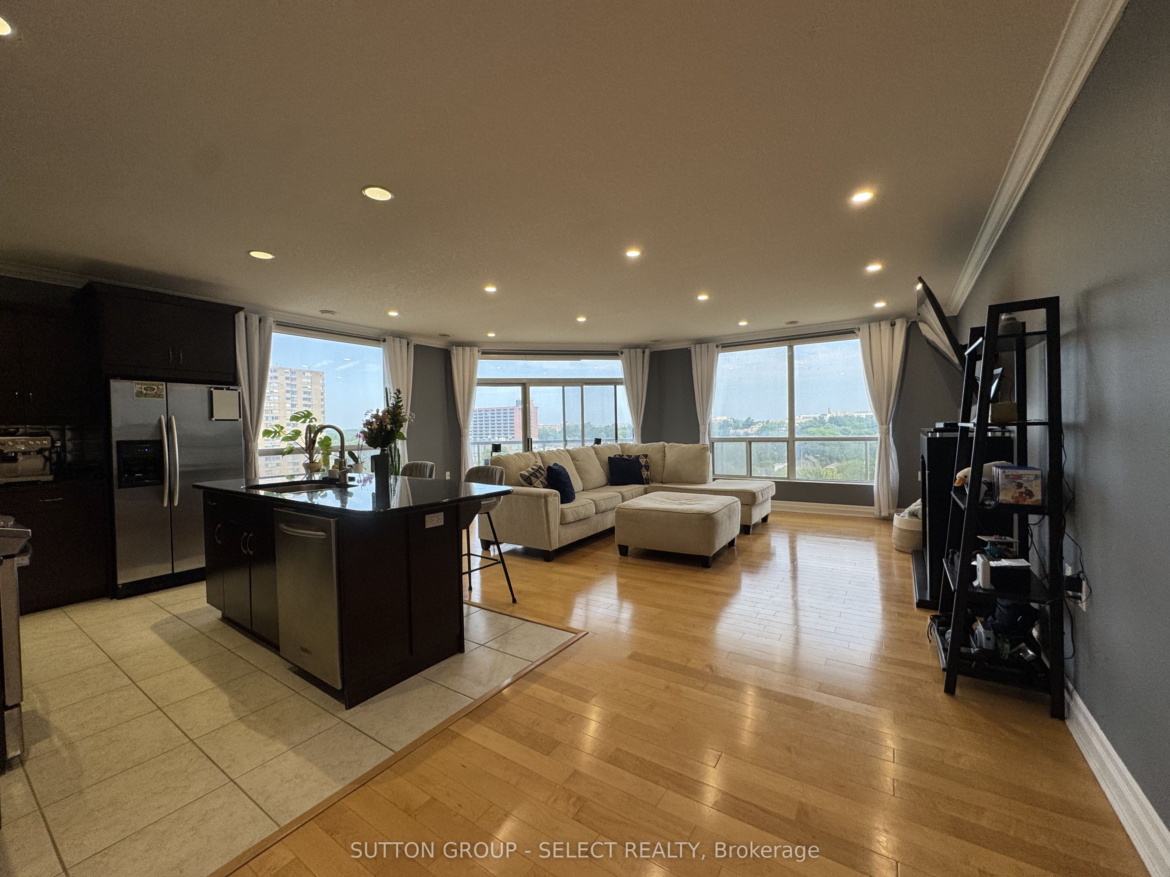 250 Pall Mall Street 808, London East, ON N6A 6K3 photo 3