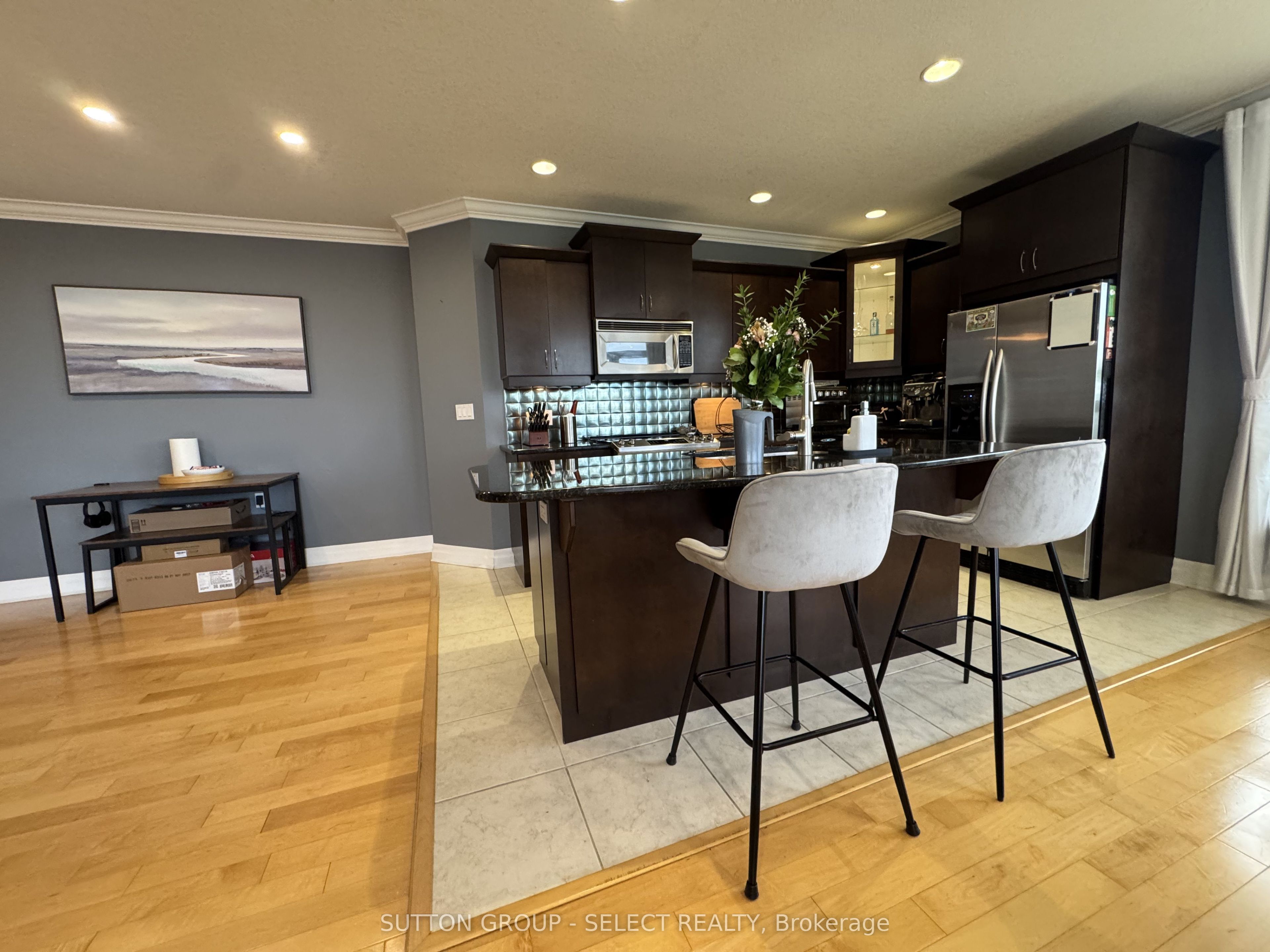 250 Pall Mall Street 808, London East, ON N6A 6K3 photo 5