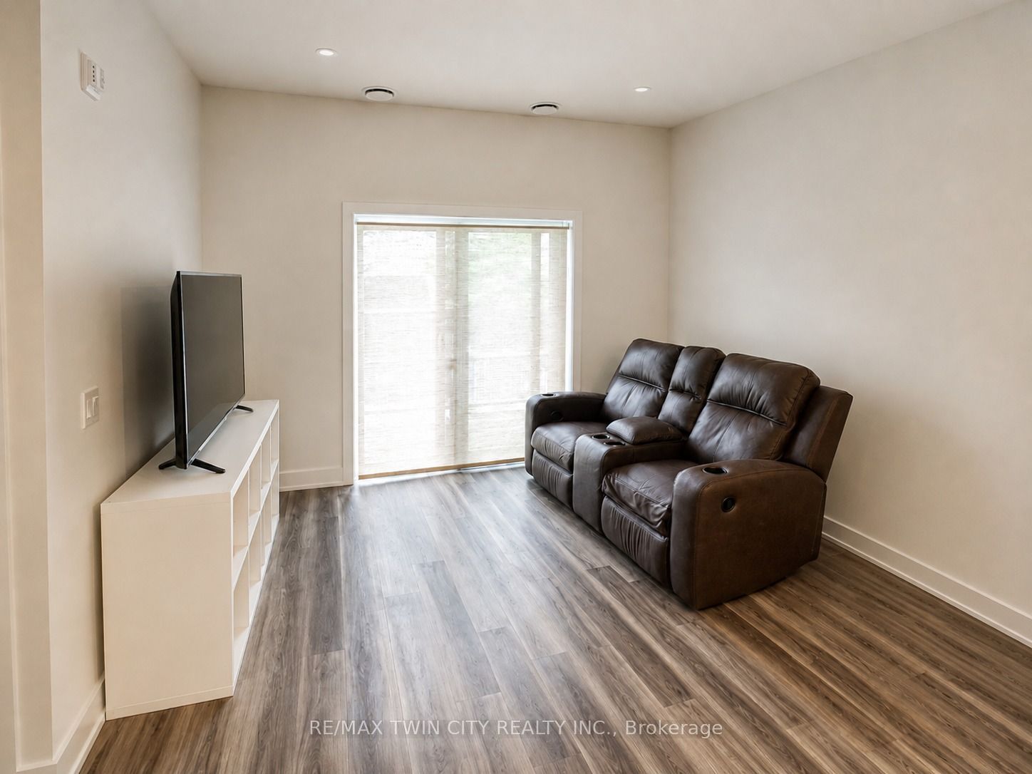 1100 Lackner Place 216, Kitchener, ON N2A 0M1 photo 5