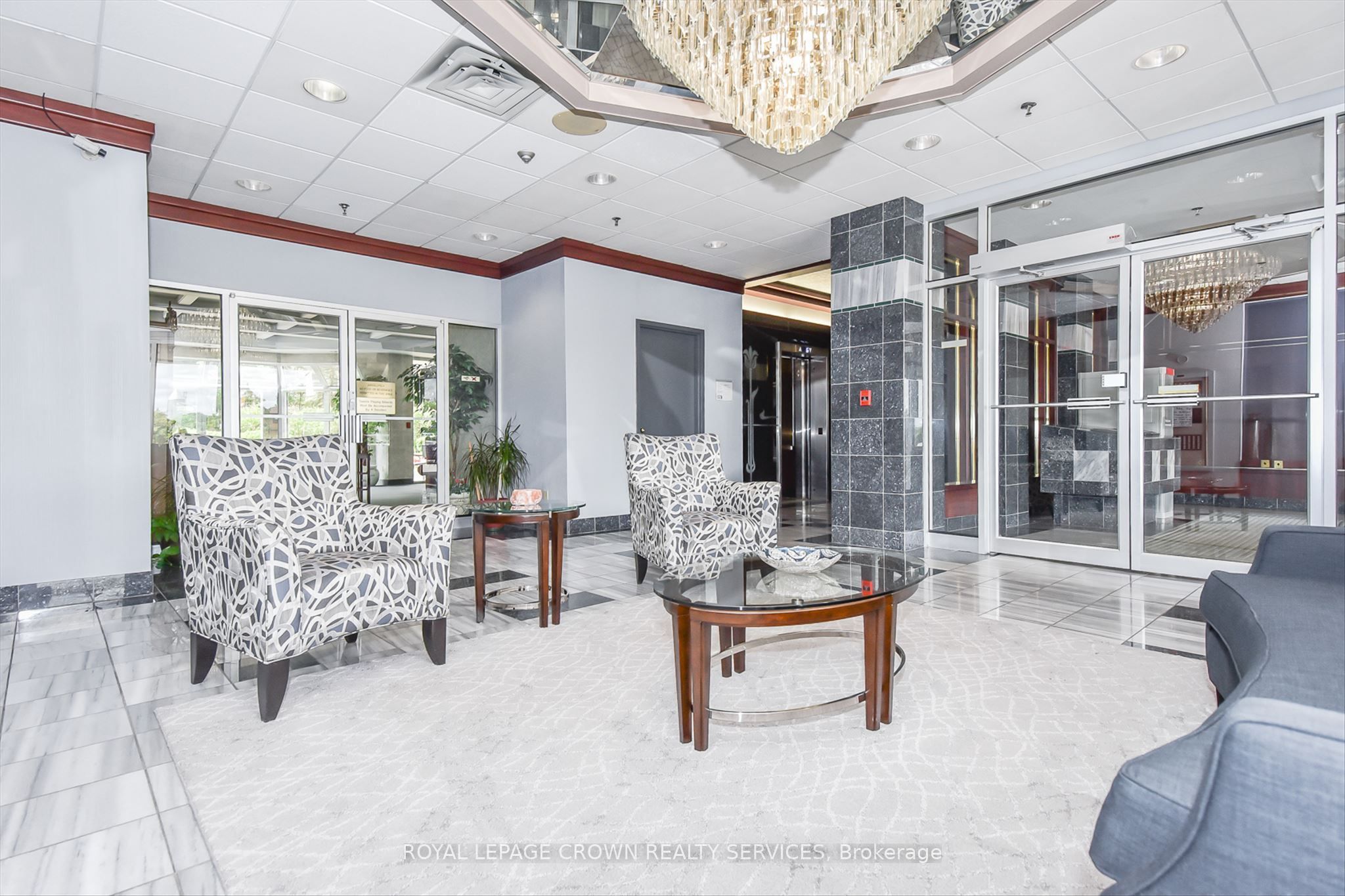 190 Hespeler Road 802, Cambridge, ON N1R 8B8 photo 3