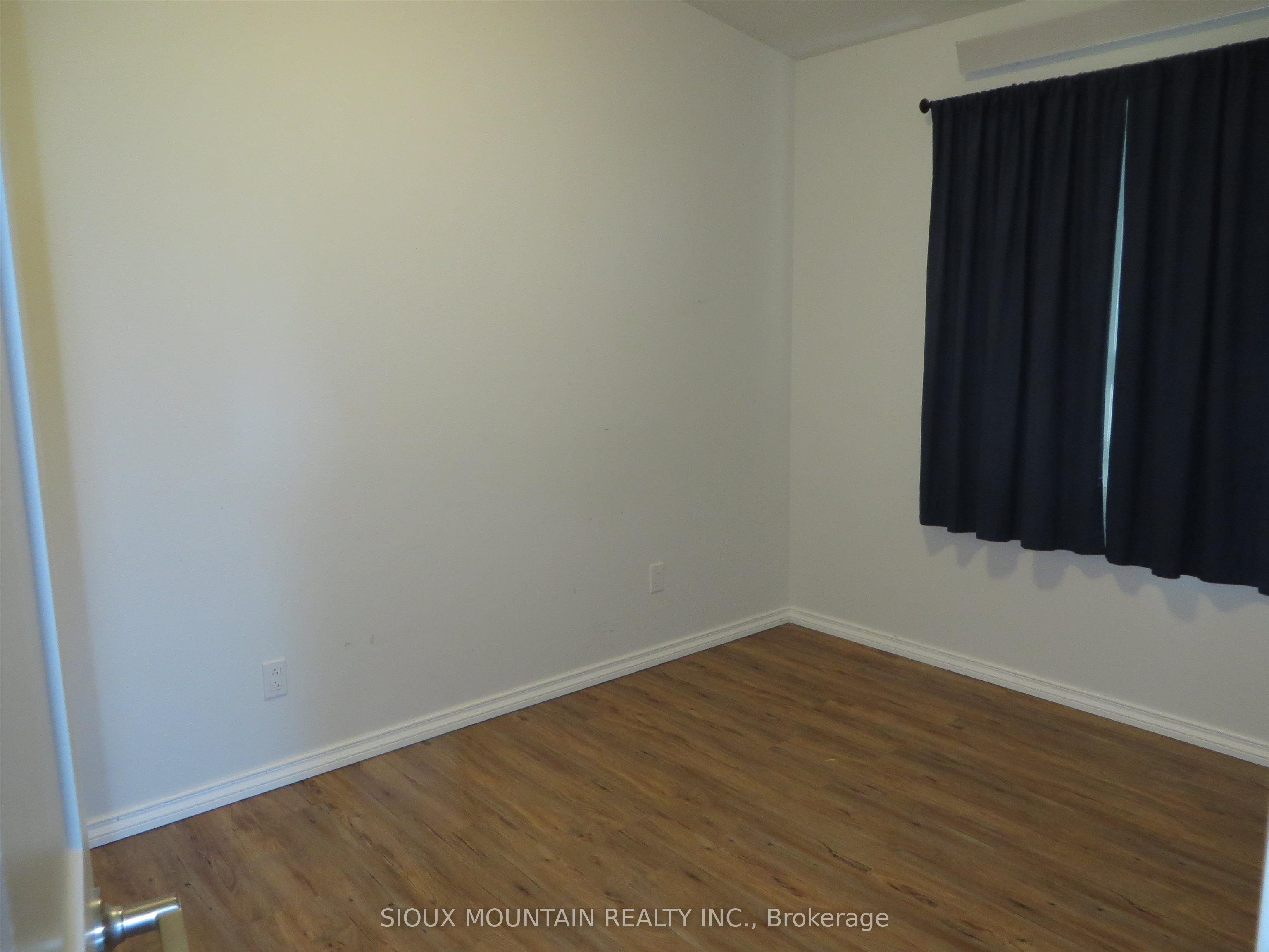 139 King Street, Sioux Lookout, ON P8T 1C3 photo 4