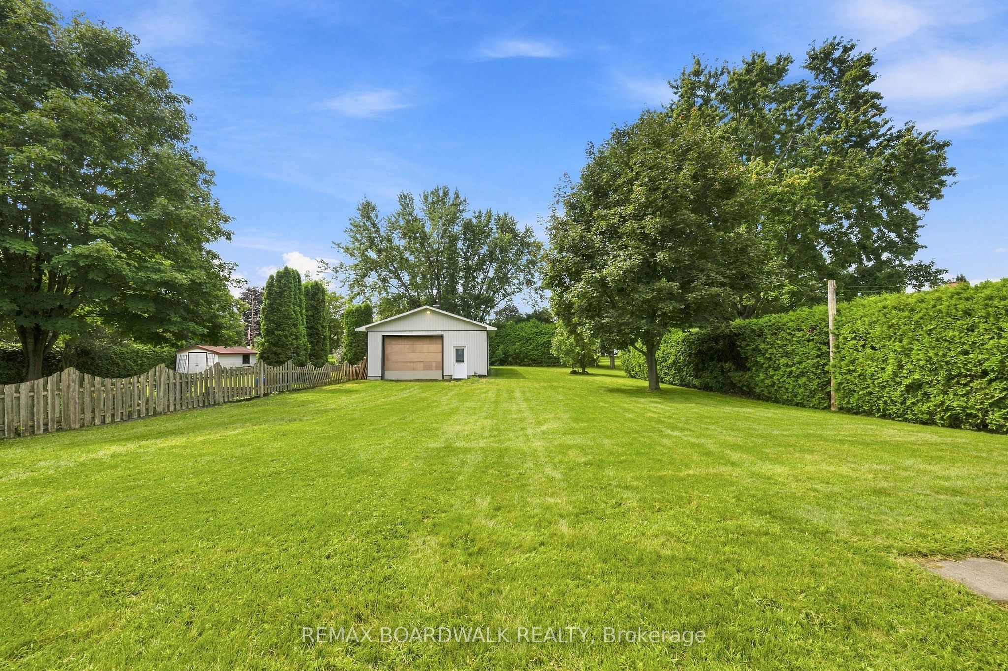 21 Maitland Street, Stittsville - Munster - Richmond, ON K0A 2Z0 photo 2