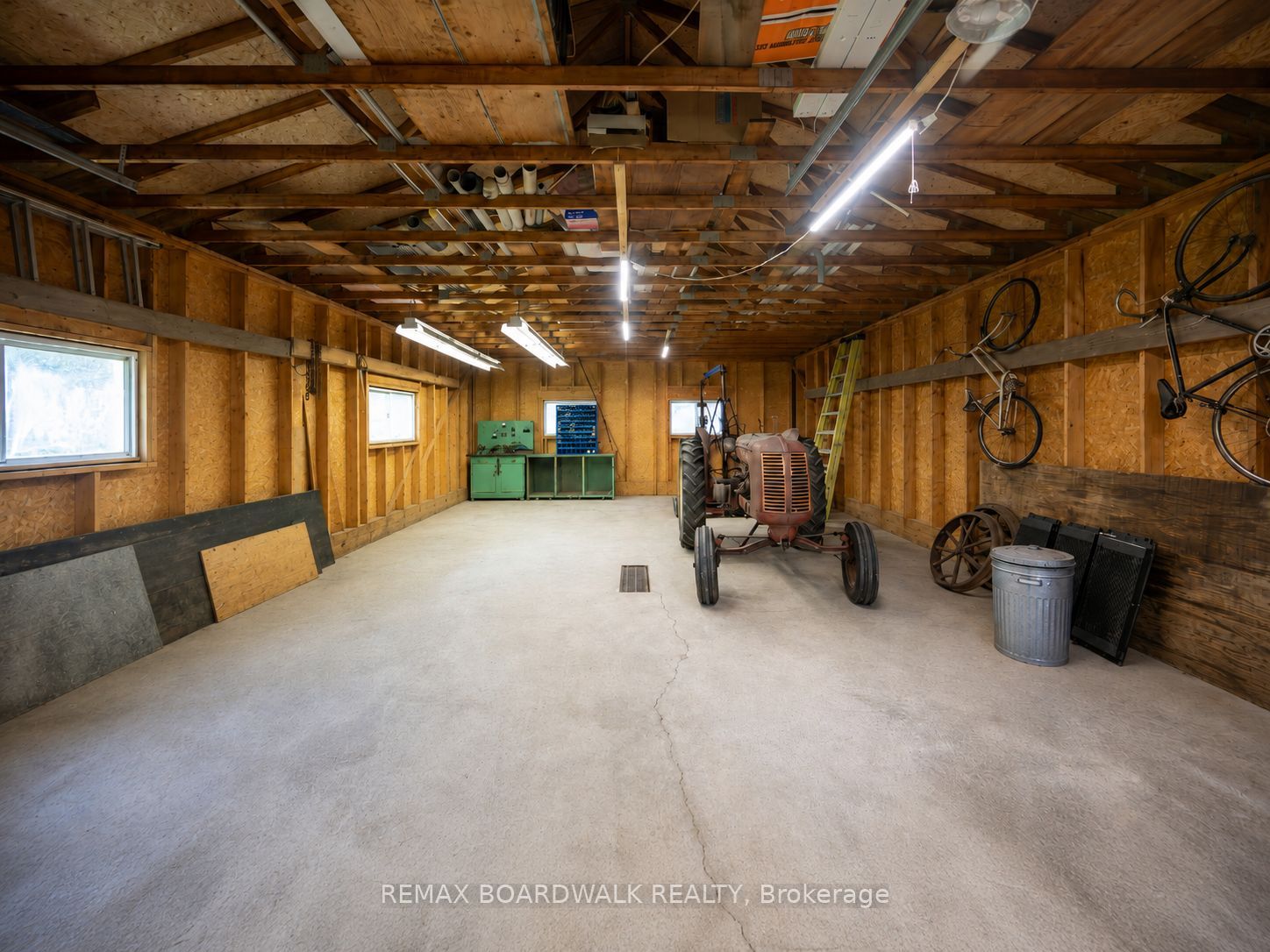 21 Maitland Street, Stittsville - Munster - Richmond, ON K0A 2Z0 photo 3