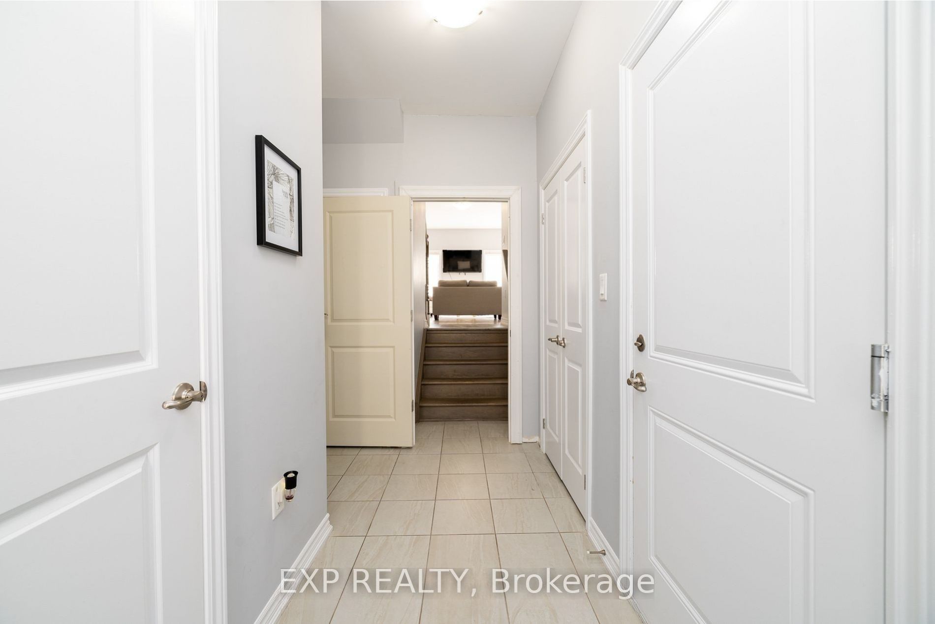 324 Equestrian Way 44 (Main), Cambridge, ON N3E 0E2 photo 3
