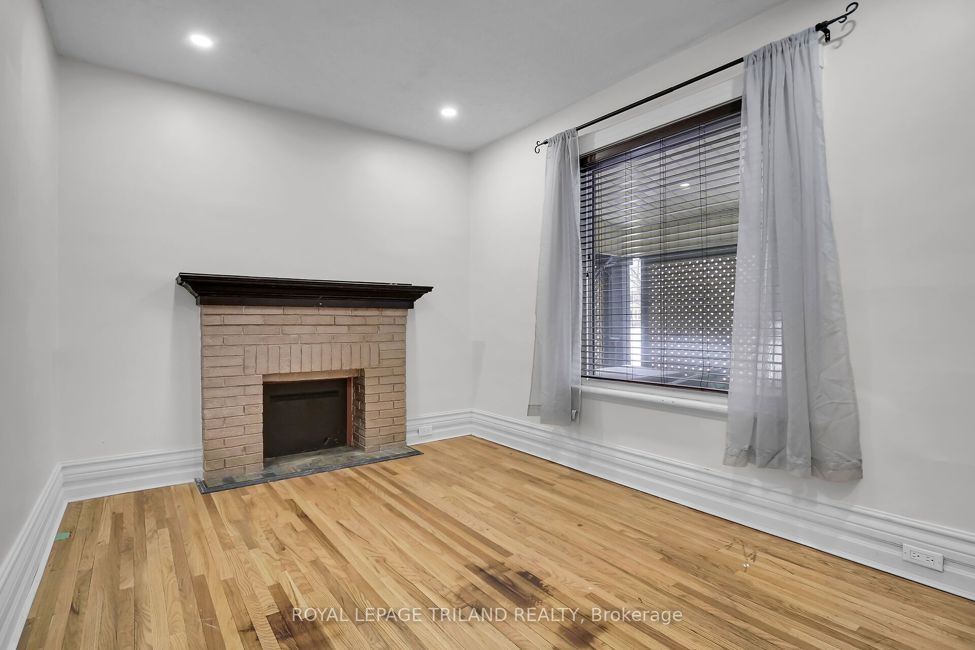18 Wharncliffe Road S, London South, ON N6J 2J4 photo 5