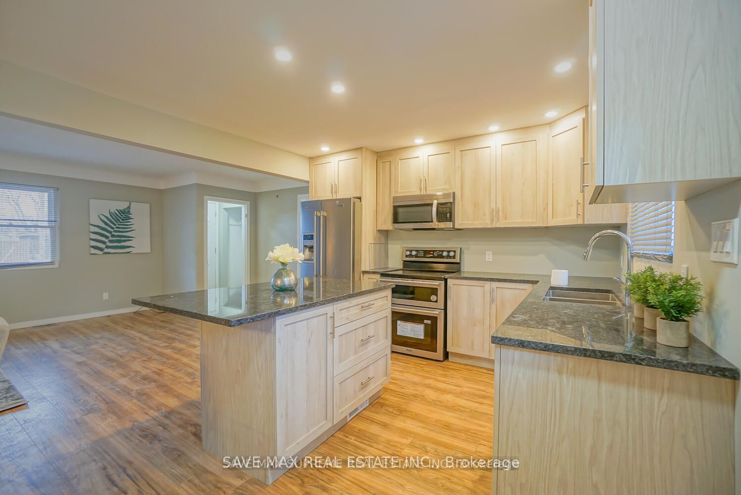 7631 Wayne Street, Niagara Falls, ON L2H 1G7 photo 5