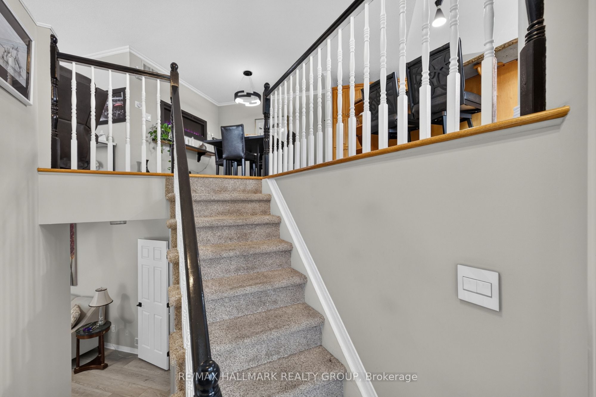 139 CASTLE GLEN Crescent, Kanata, ON K2L 4G9 photo 4