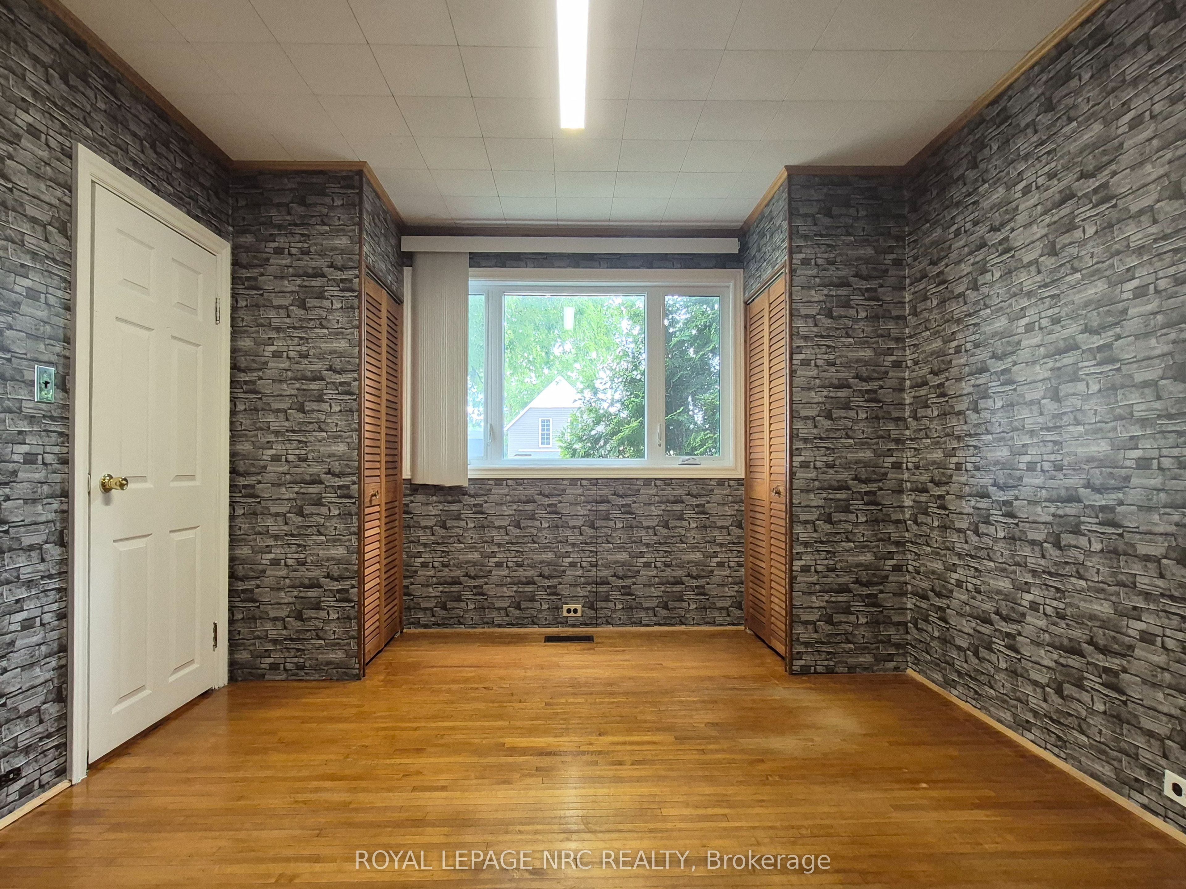 4593 Park Street, Niagara Falls, ON L2E 2R2 photo 4