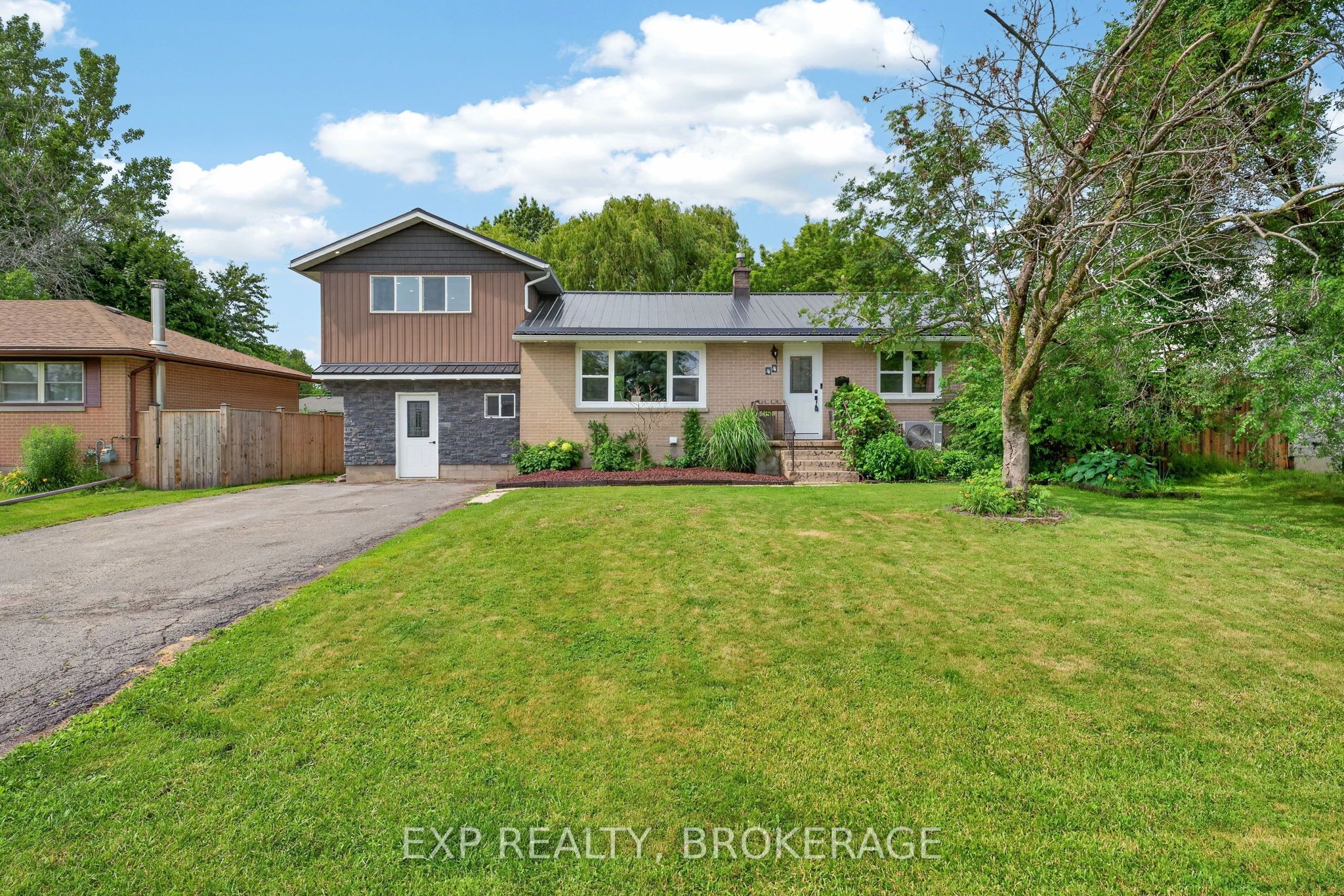 44 Lennox Street, Kingston, ON K7M 4S4
