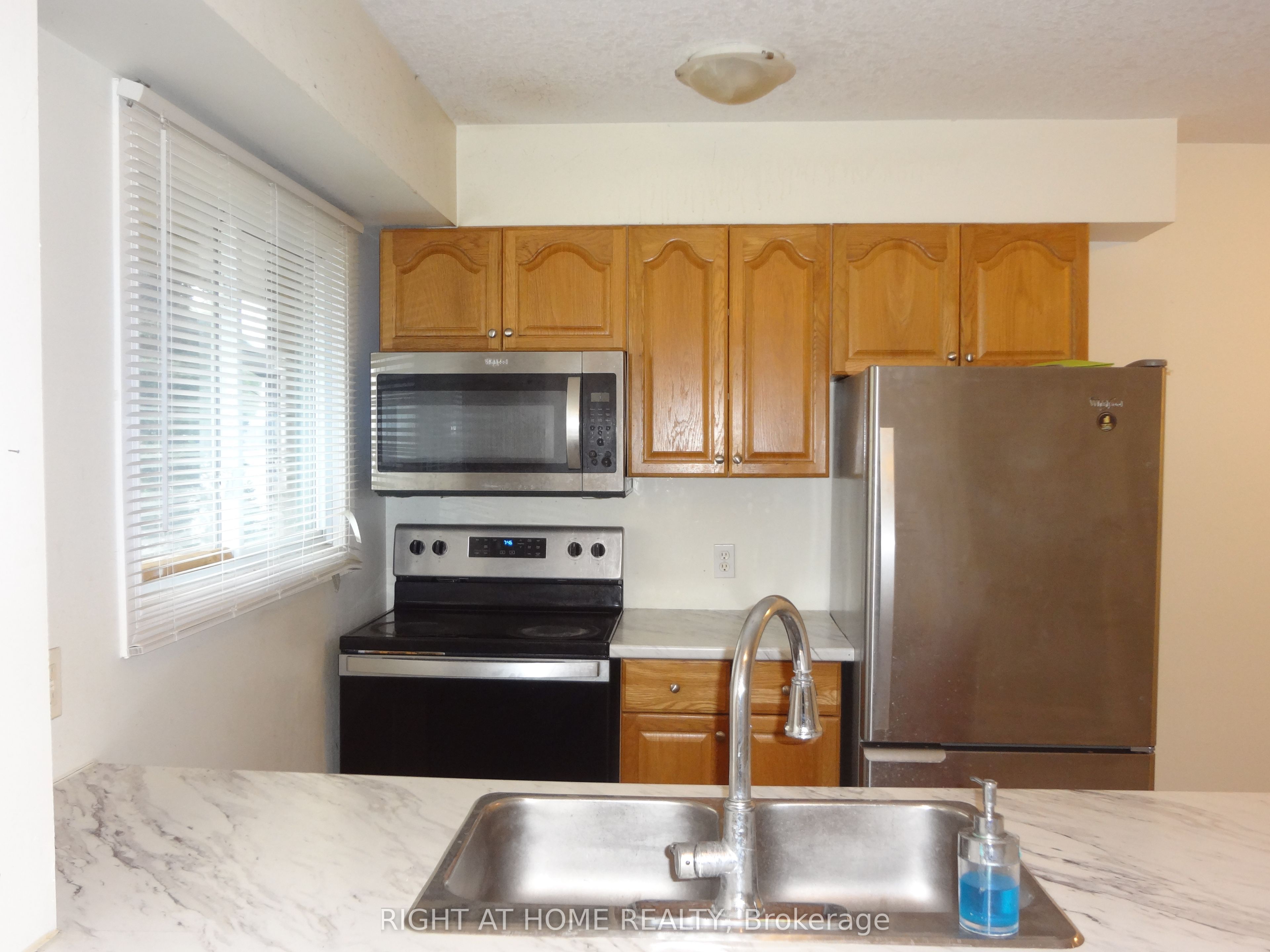 211 Veronica Drive 49, Kitchener, ON N2A 2R8 photo 4