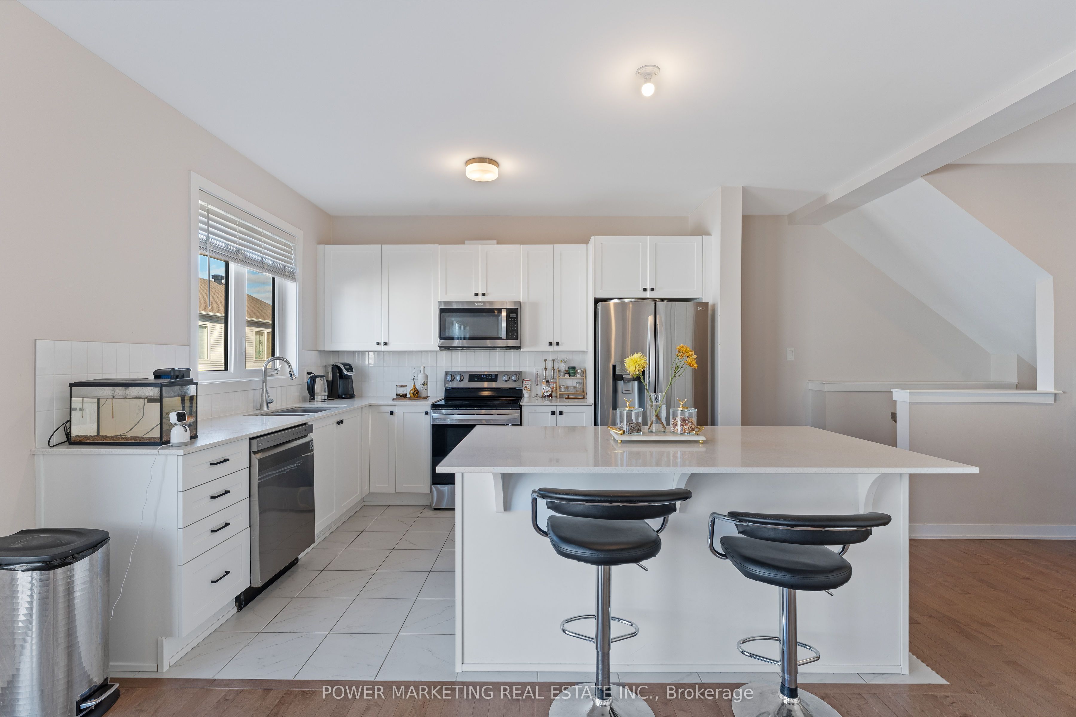 228 Appalachian Circle, Barrhaven, ON K2J 6X4 photo 5