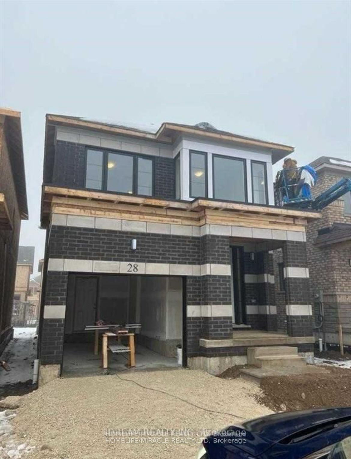 28 Crossmore Crescent Basement, Cambridge, ON N1S 0C7