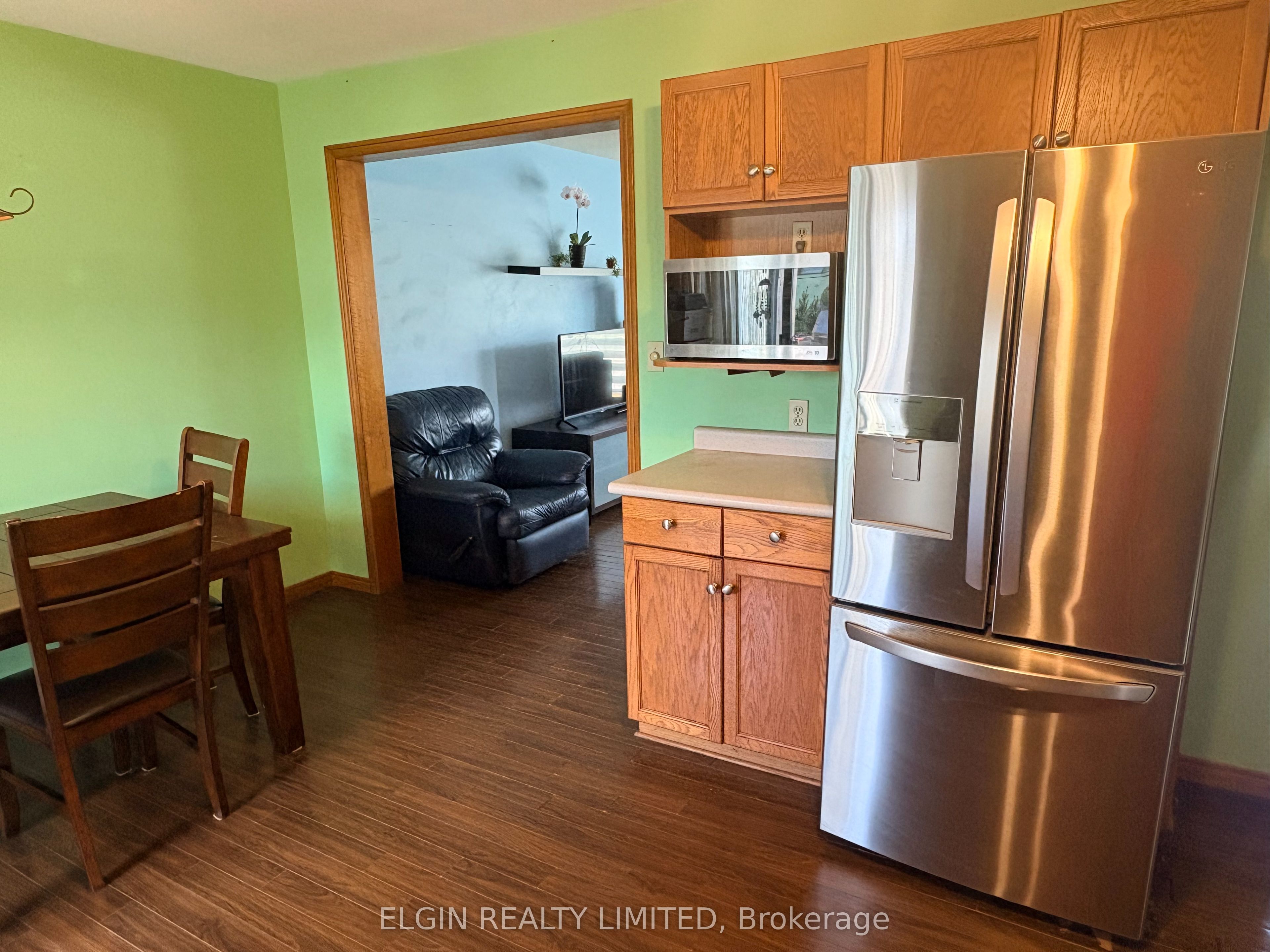 111 Manor Road, St. Thomas, ON N5R 5Z9 photo 3