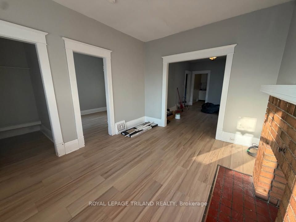 136 Adelaide Street N, London East, ON N6B 3G8 photo 5